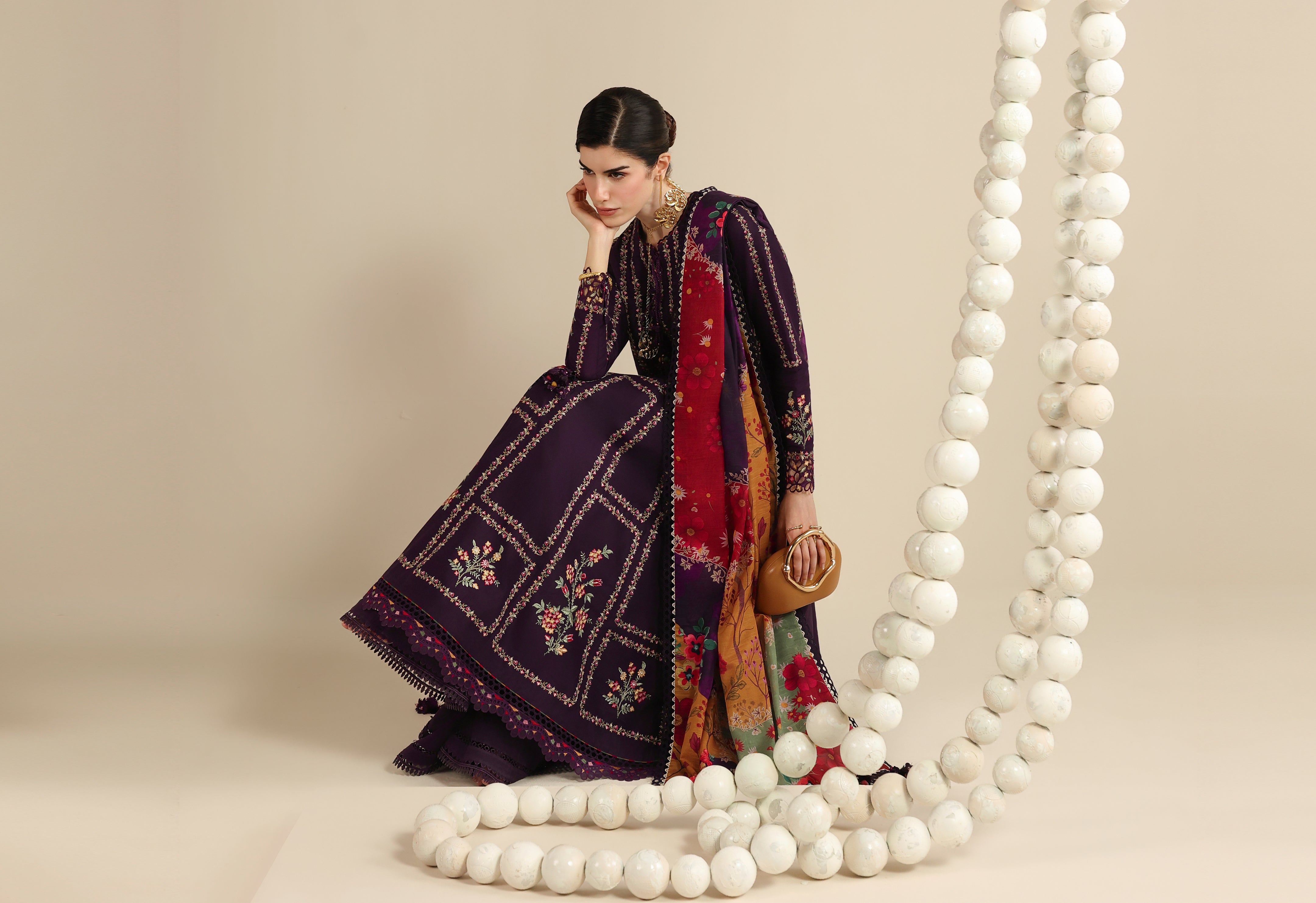 Semi-formal vs formal Pakistani dresses: what to wear when