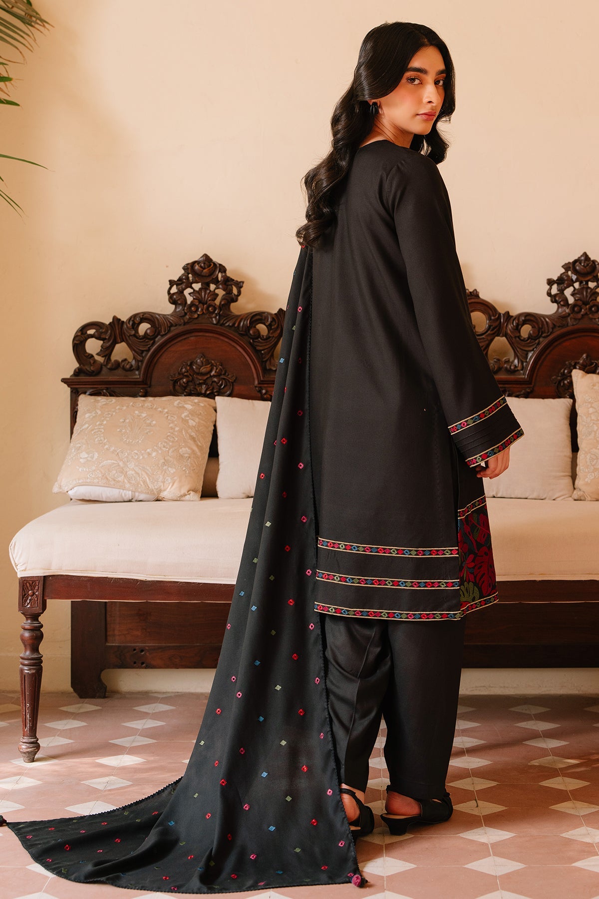 EMBROIDERED PREMIUM VICSOSE UW-0132