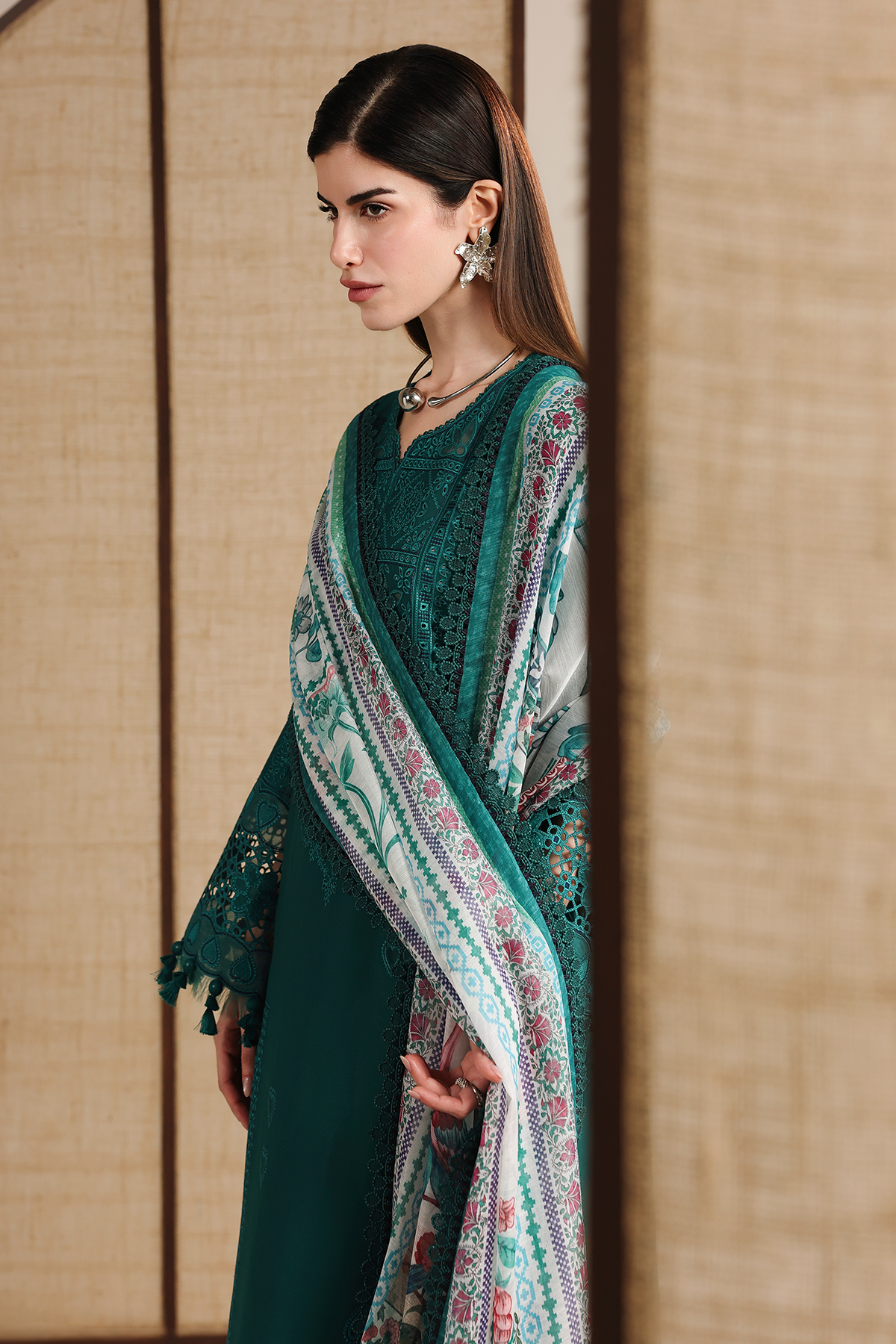 EMBROIDERED LAWN IL26-D03
