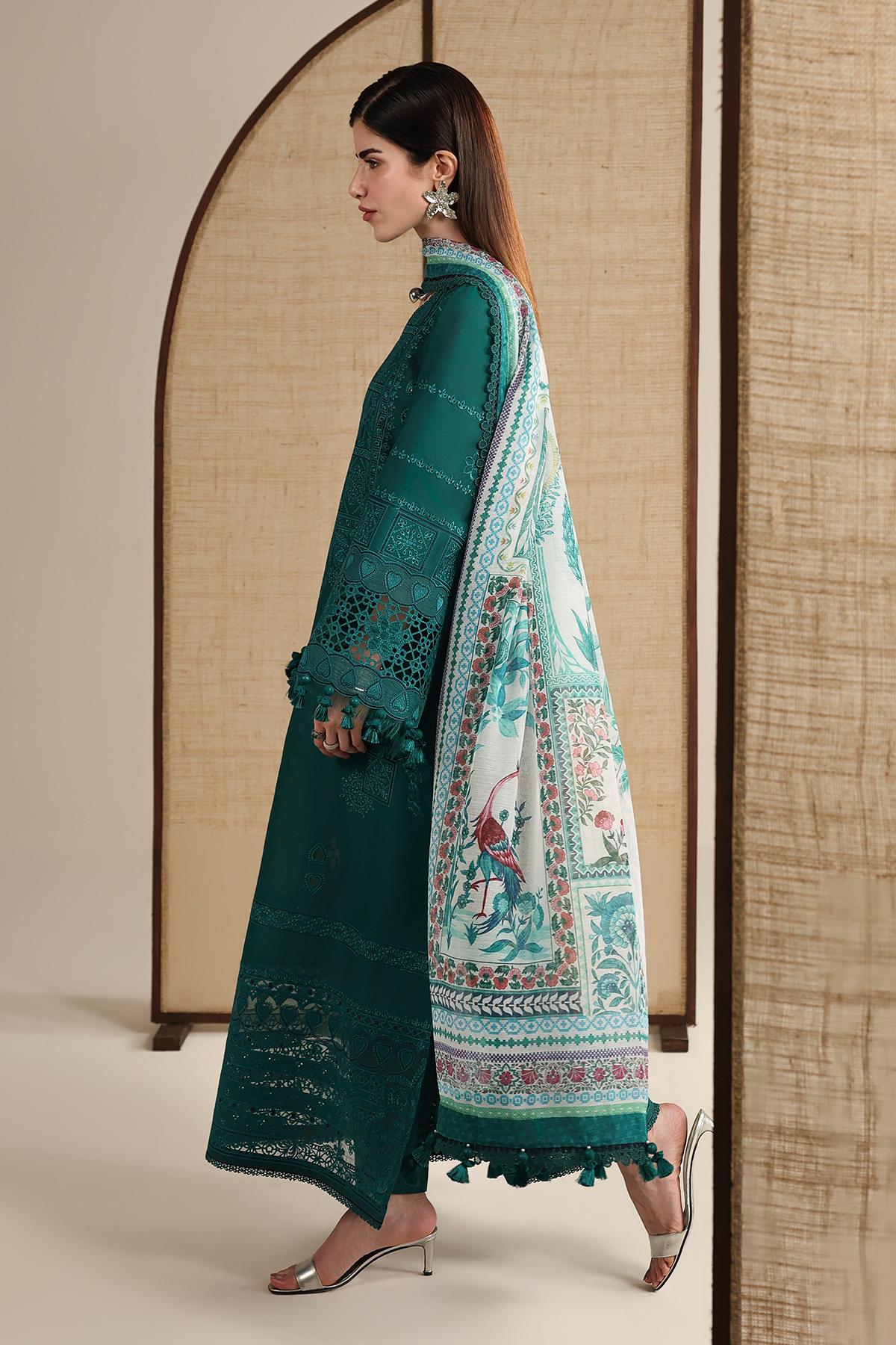 EMBROIDERED LAWN IL26-D03