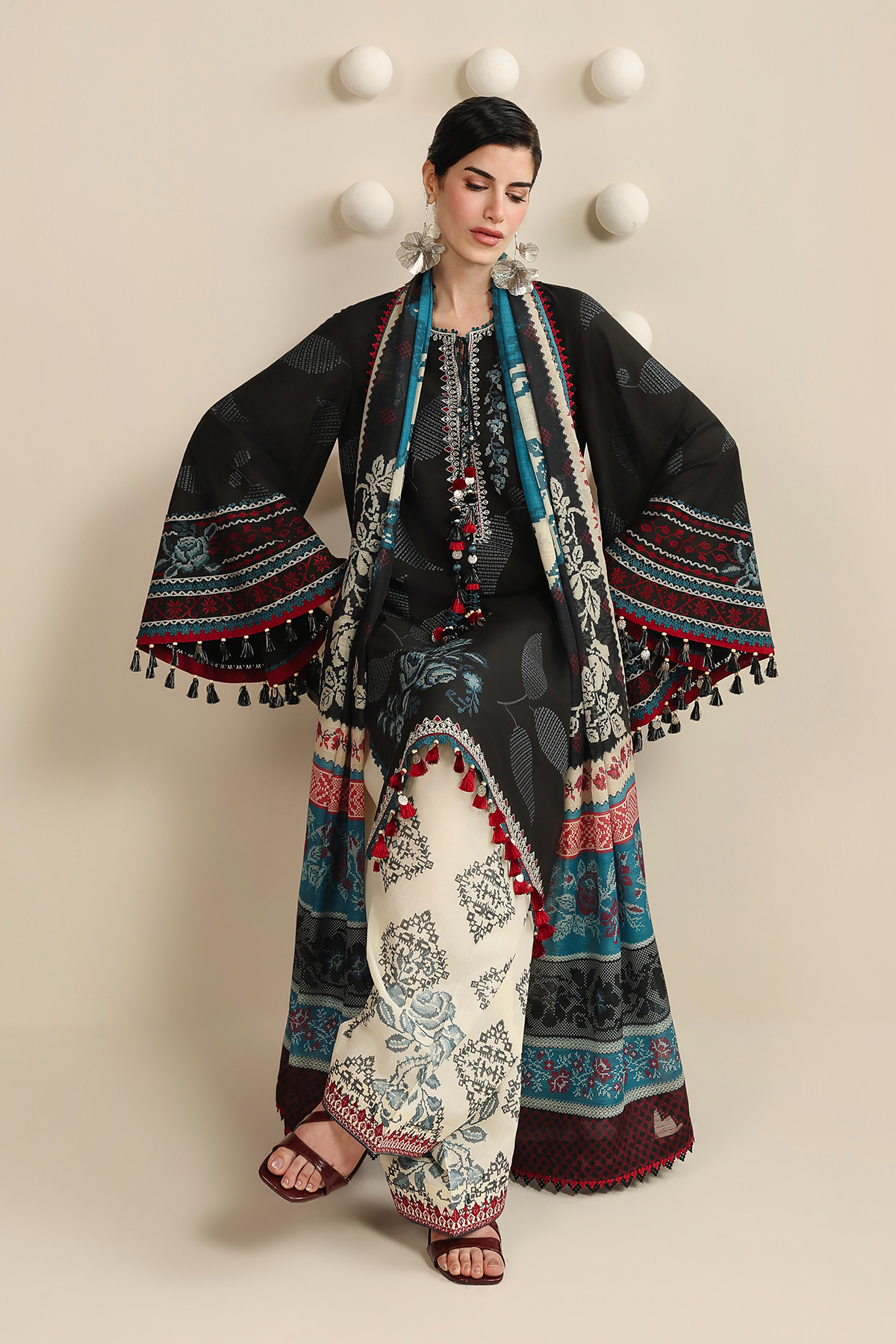 EMBROIDERED LAWN IL26-D05