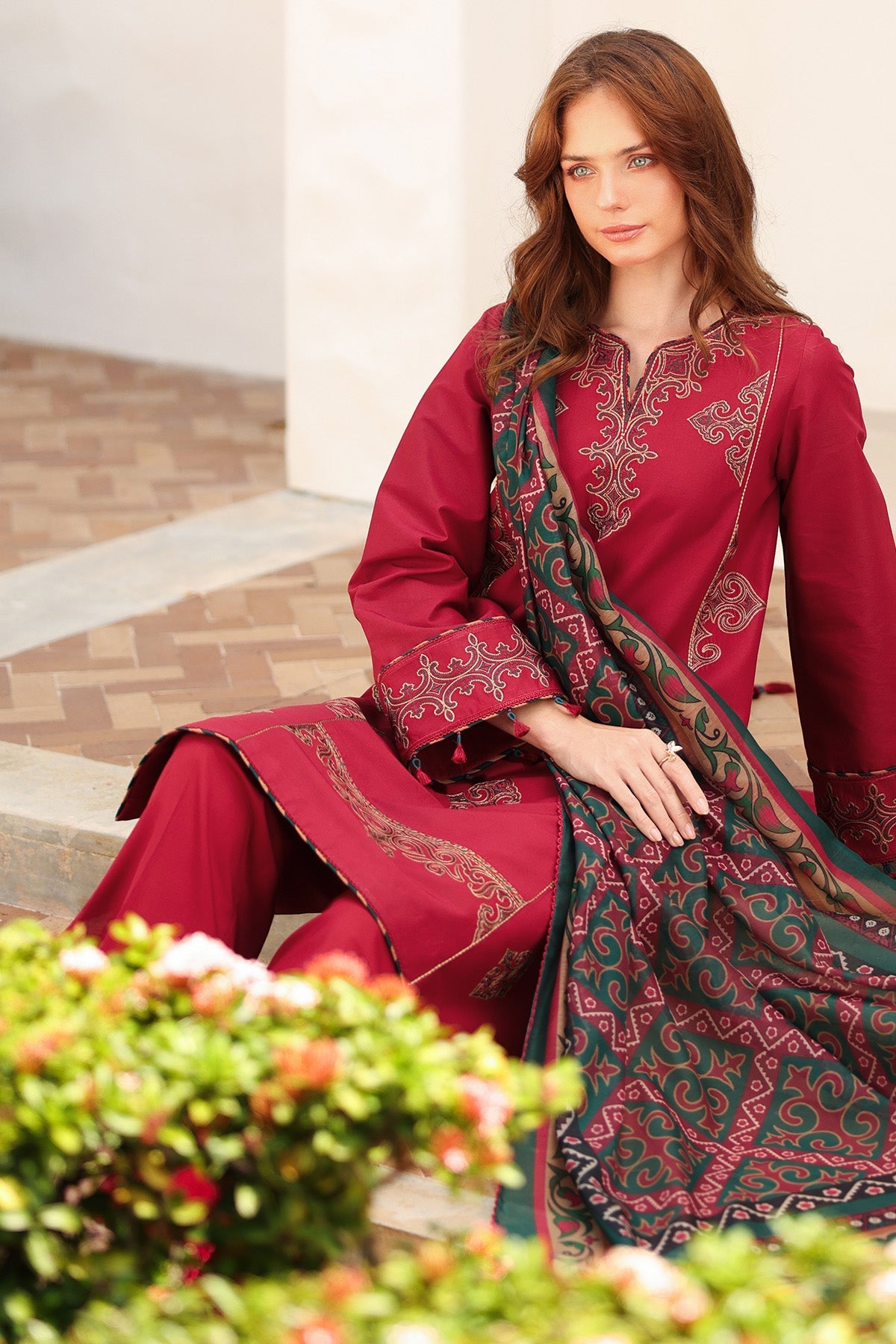 EMBROIDERED LAWN USE-9217