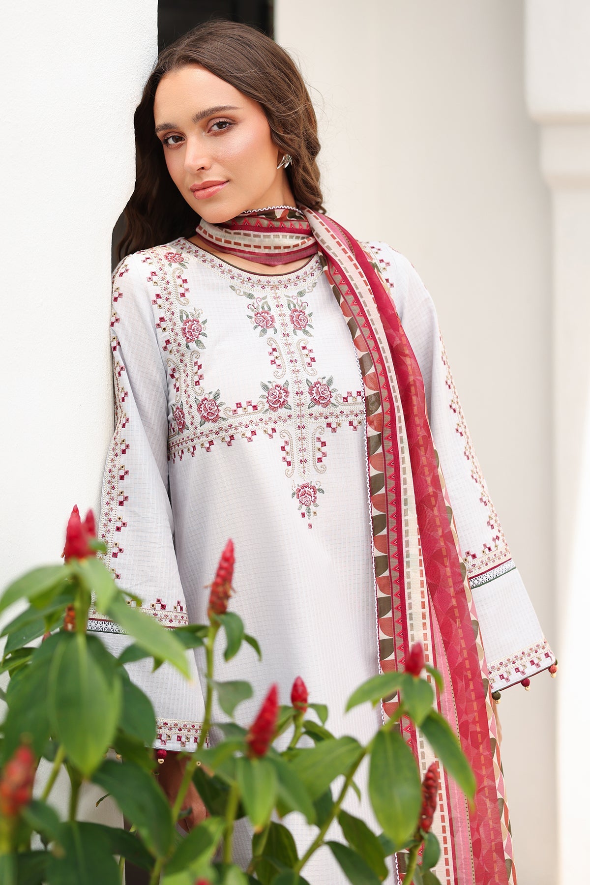 EMBROIDERED DOBBY LAWN USE-9215