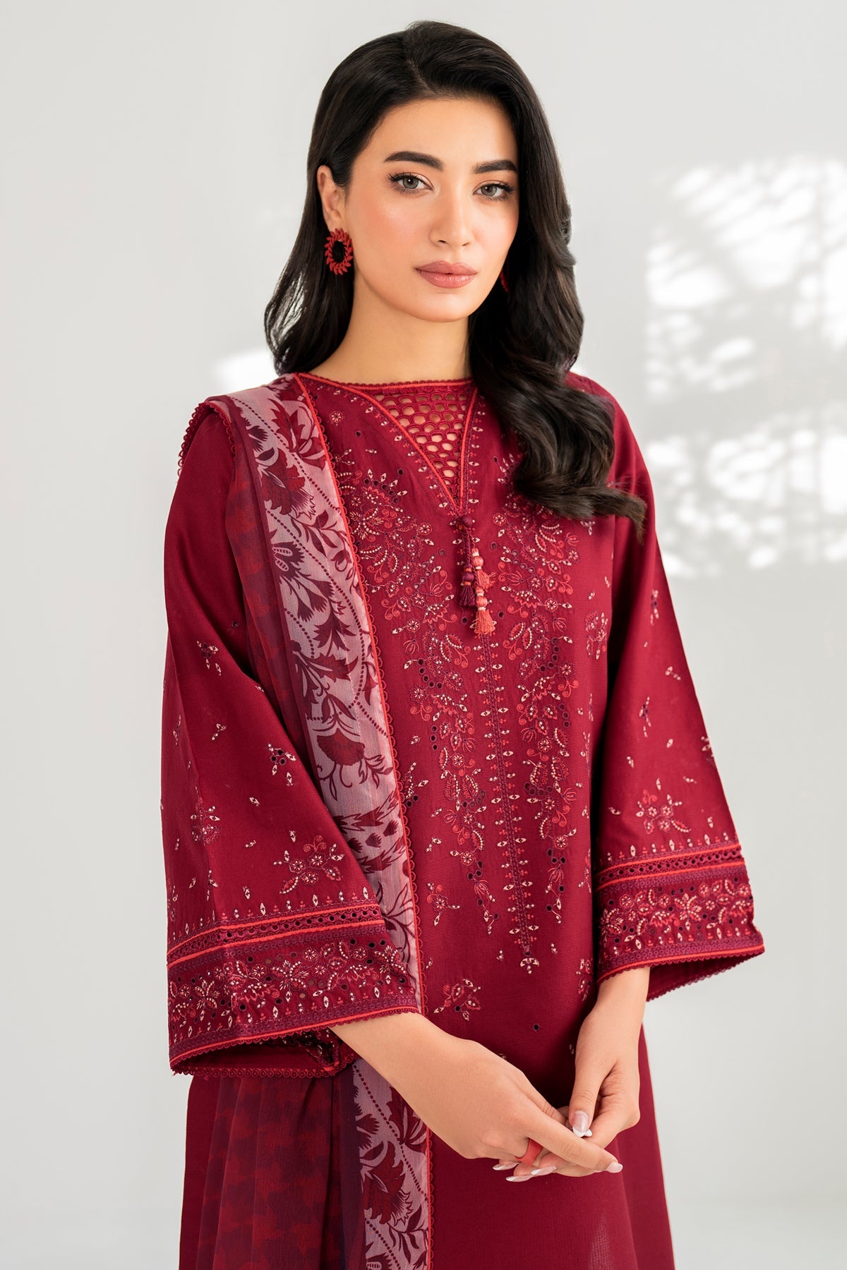 EMBROIDERED JACQUARD LAWN USE - 9068