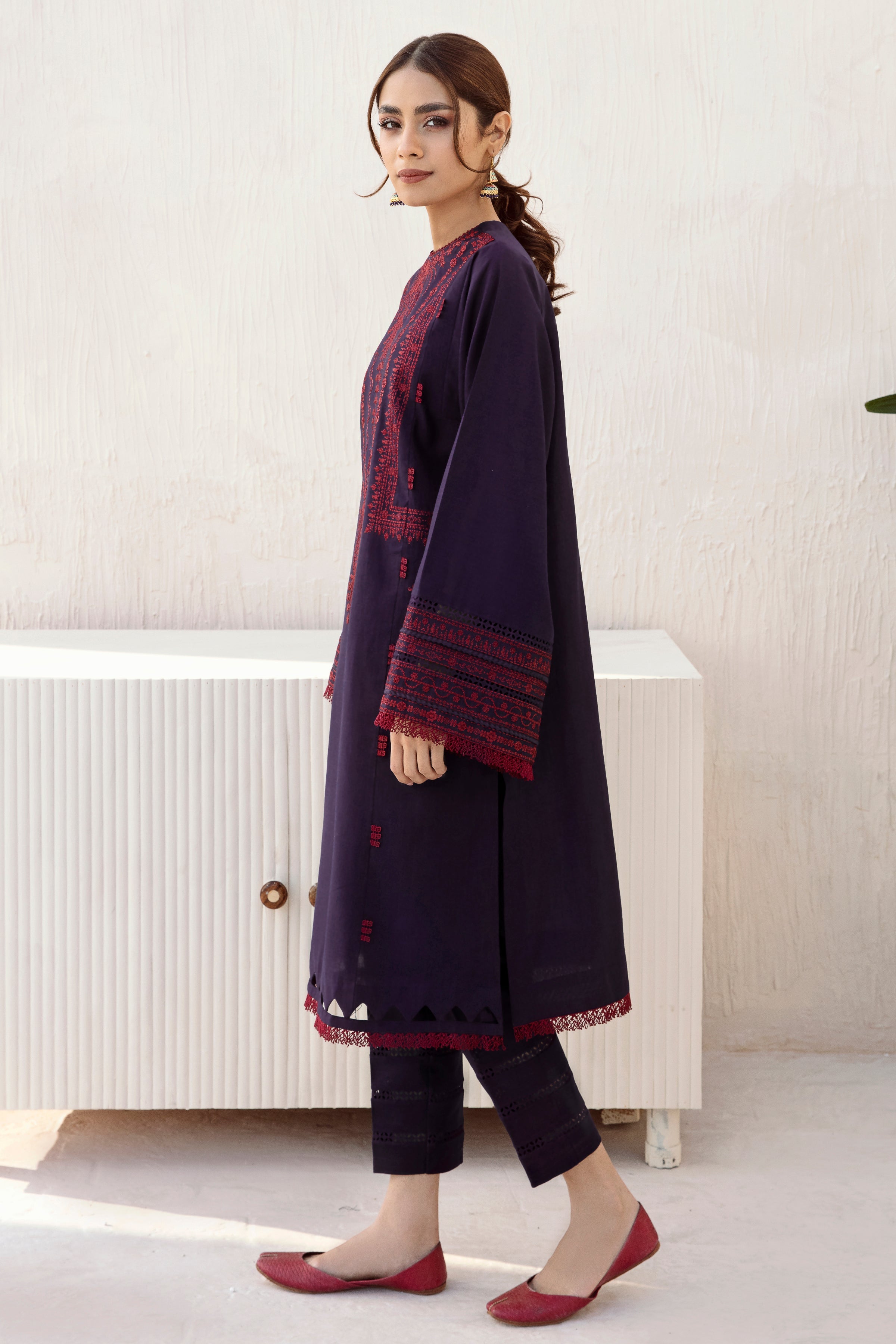 EMBROIDERED KHADDAR UW-0246