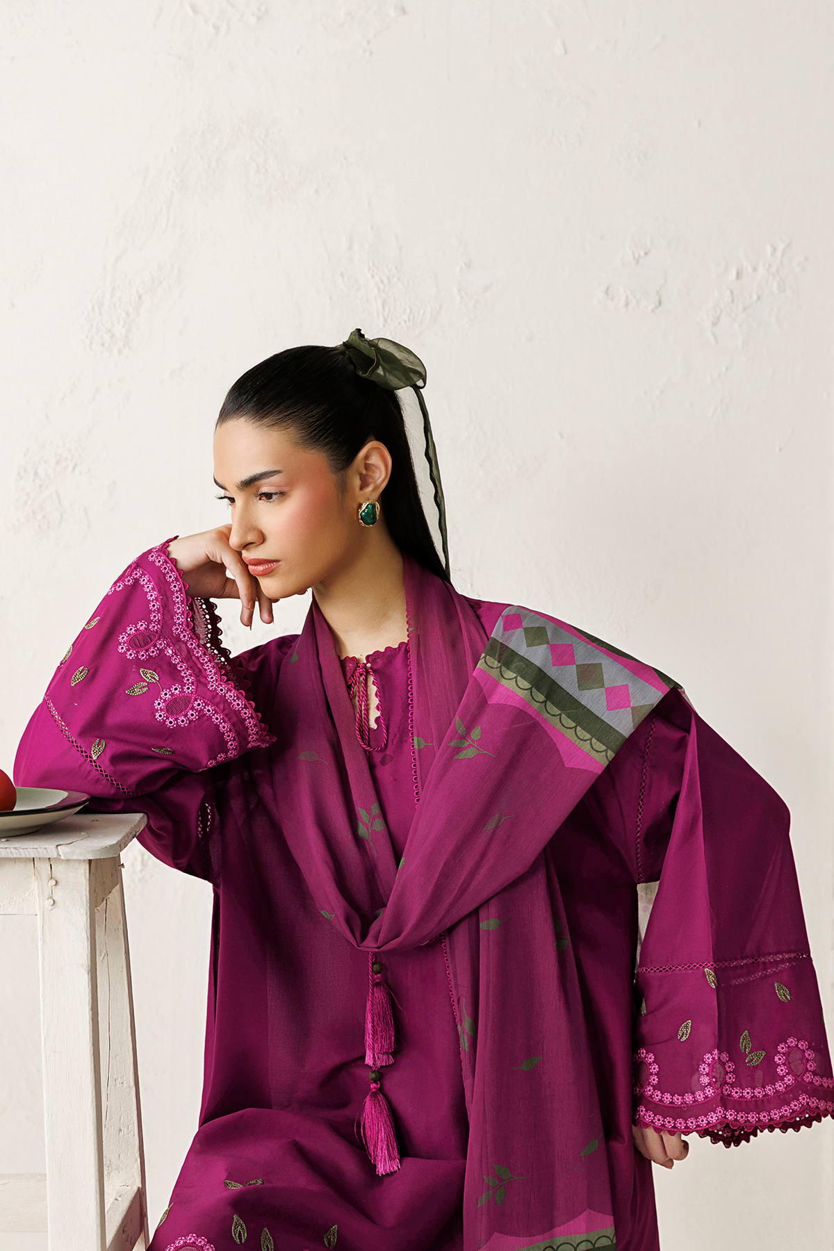 EMBROIDERED LAWN USE-9391