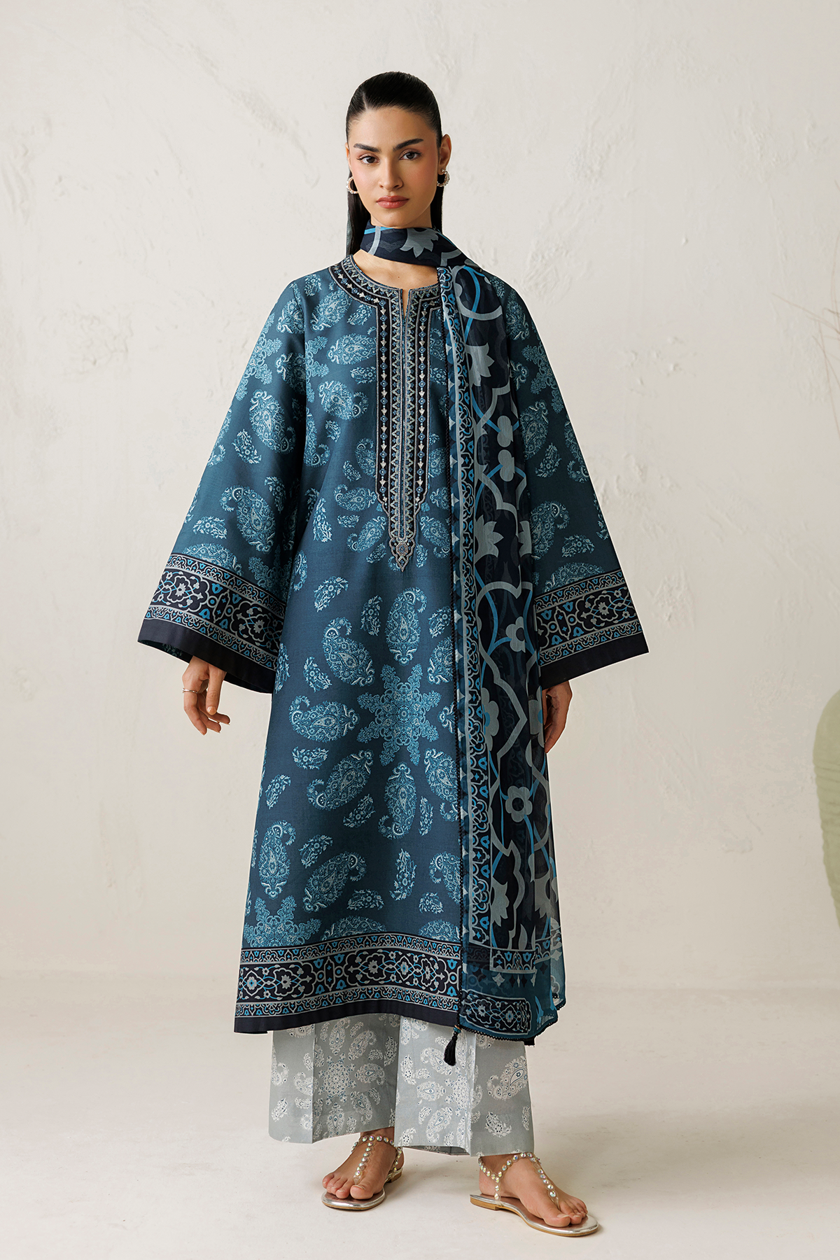 EMBROIDERED LAWN RTW-9380