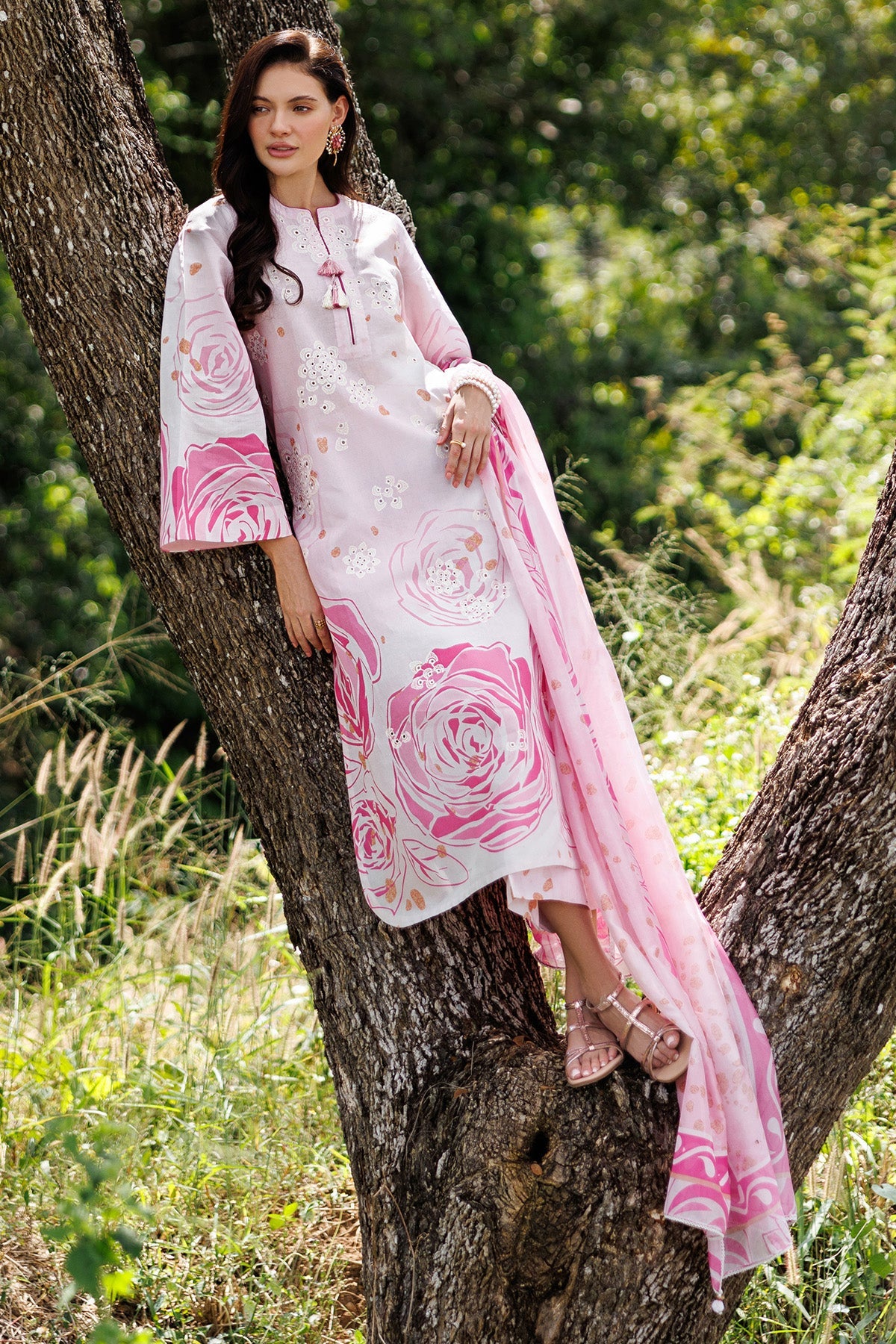 EMBROIDERED LAWN USE-9296