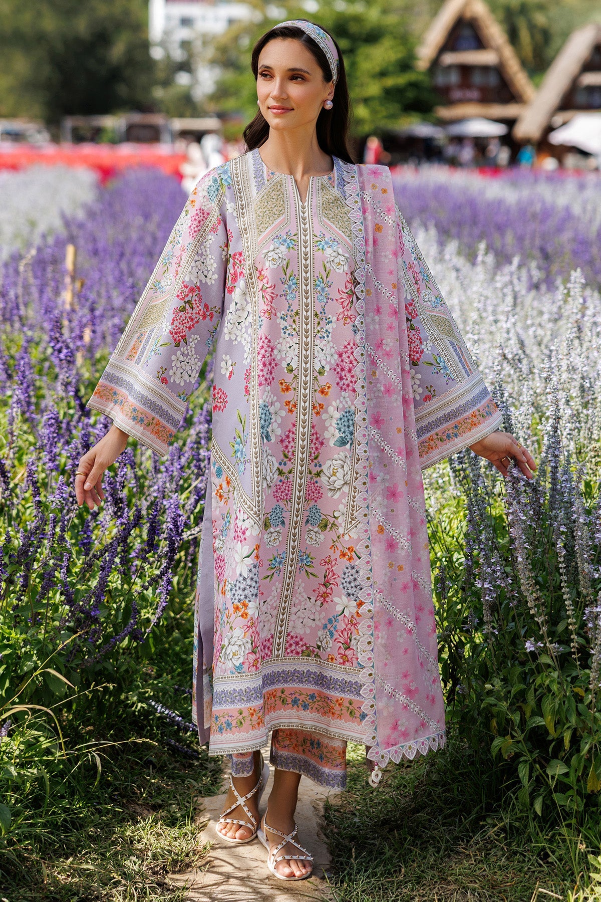 EMBROIDERED LAWN USE-9300