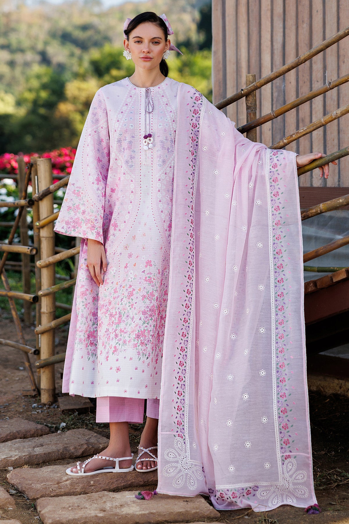 EMBROIDERED LAWN USE-9304