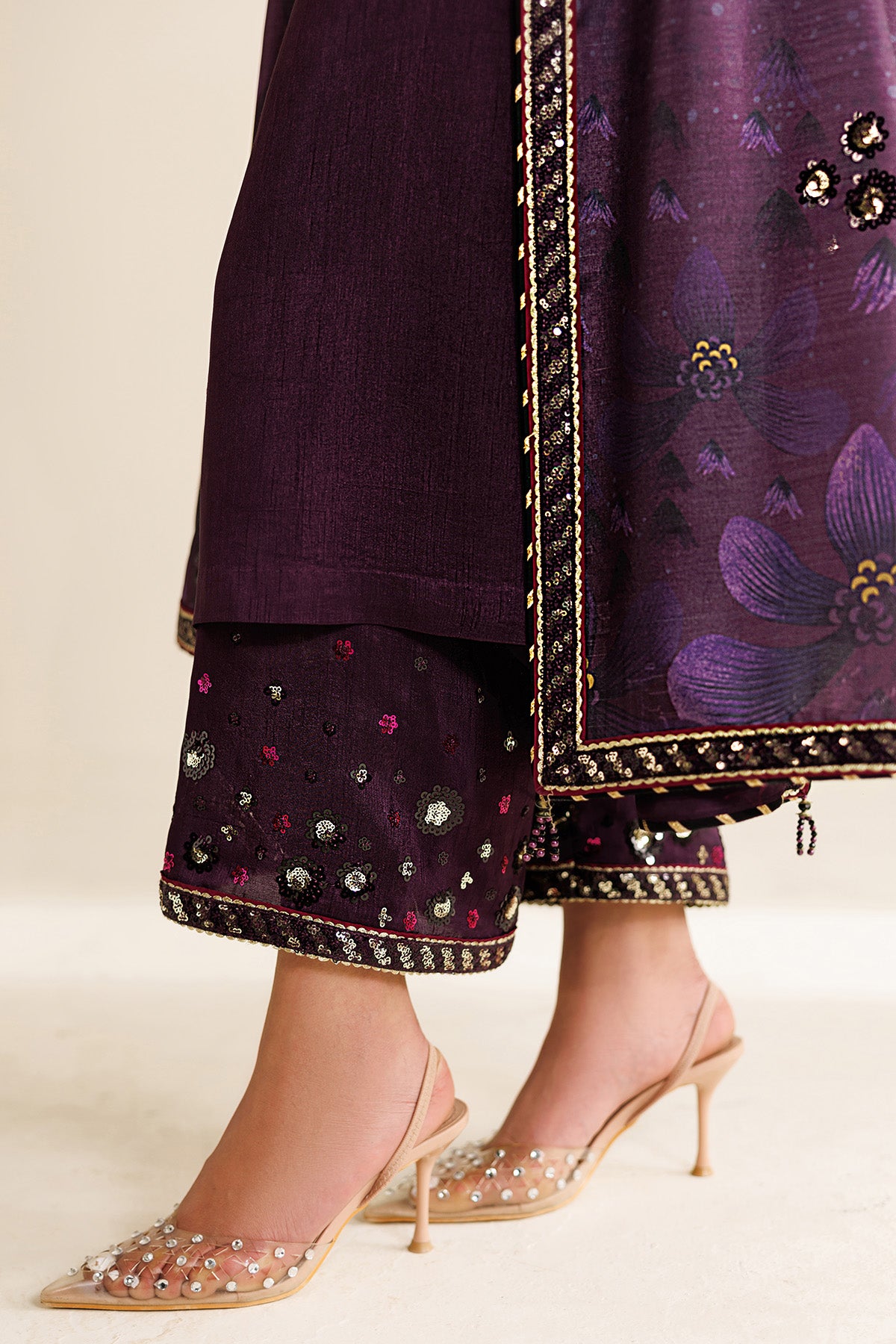 Embroidered Raw Silk UR-7063