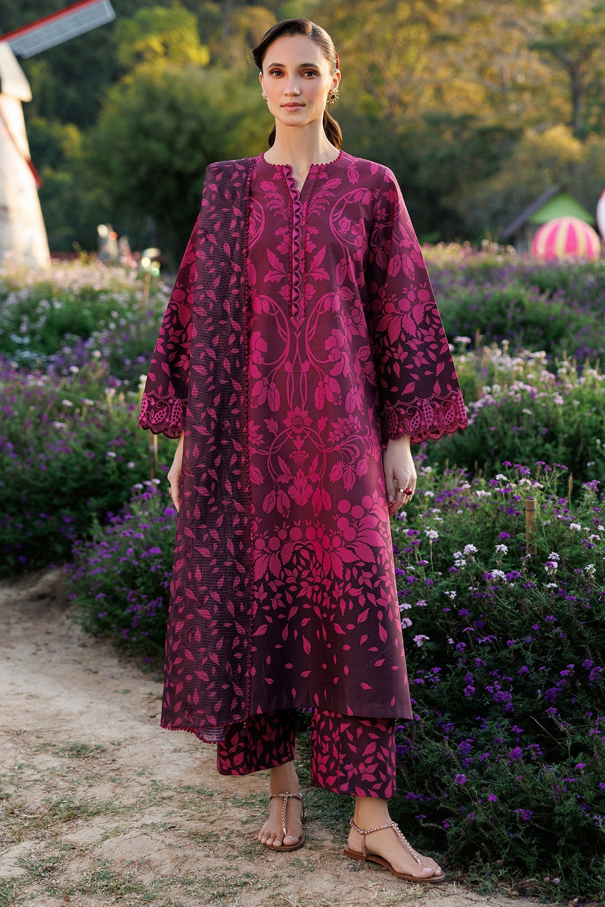 EMBROIDERED LAWN USE-9306