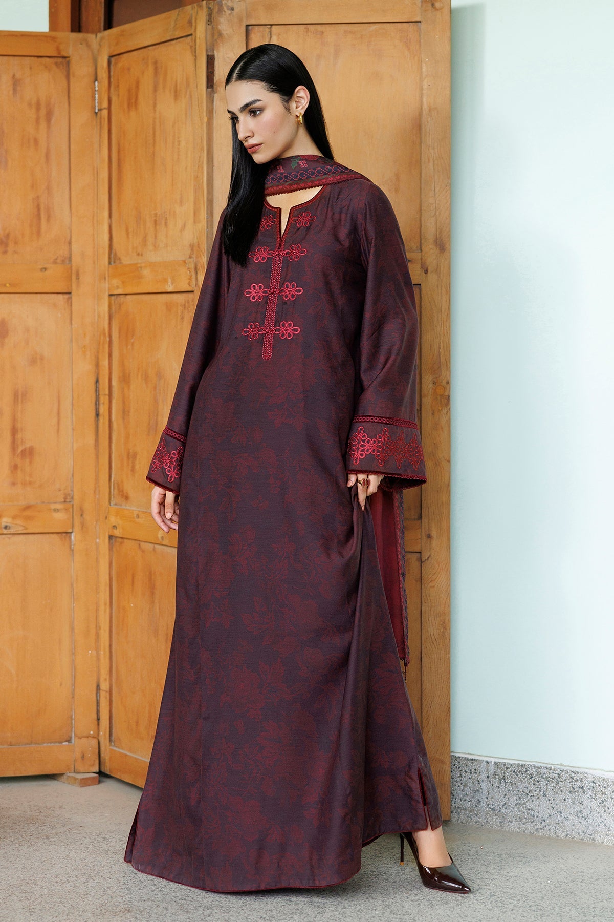 EMBROIDERED PREMIUM VISCOSE UW-0249