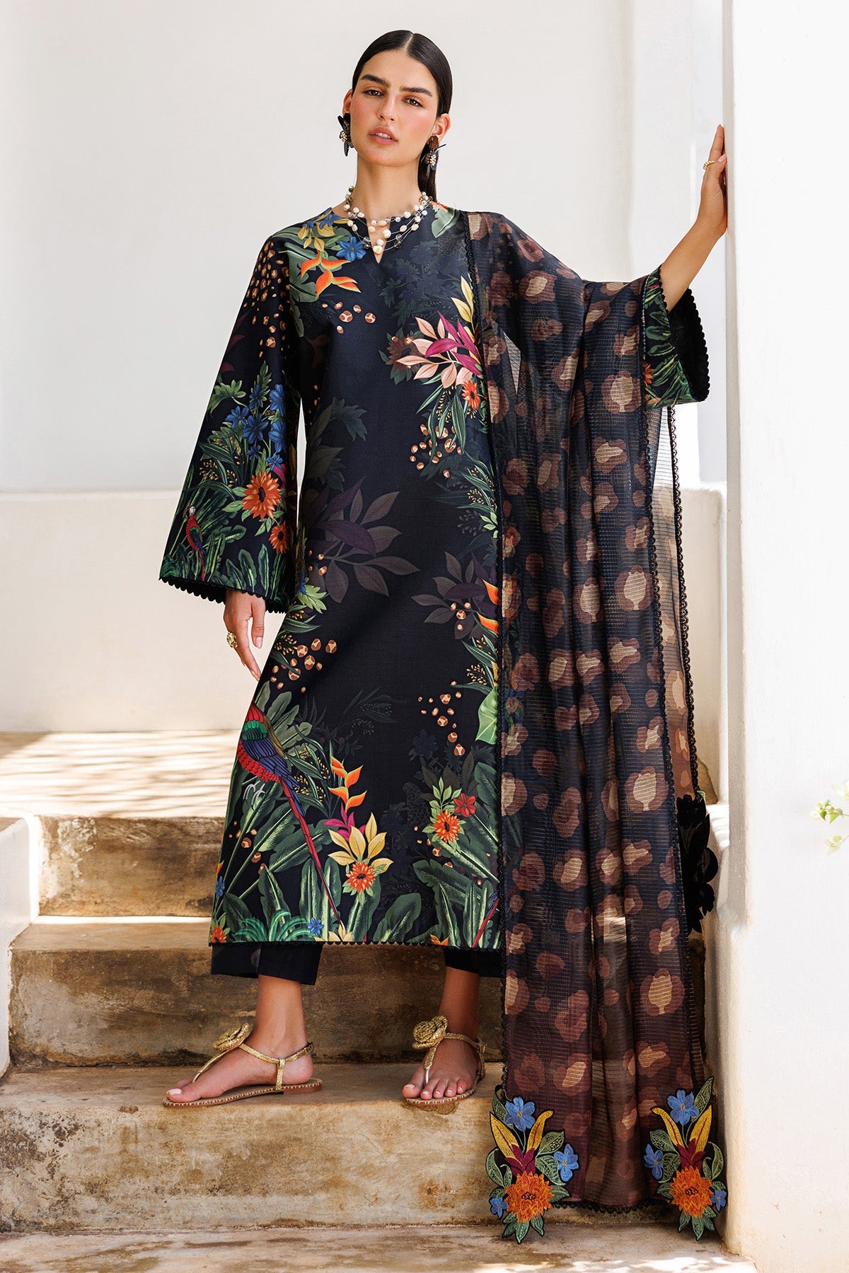 EMBROIDERED LAWN USE-9310