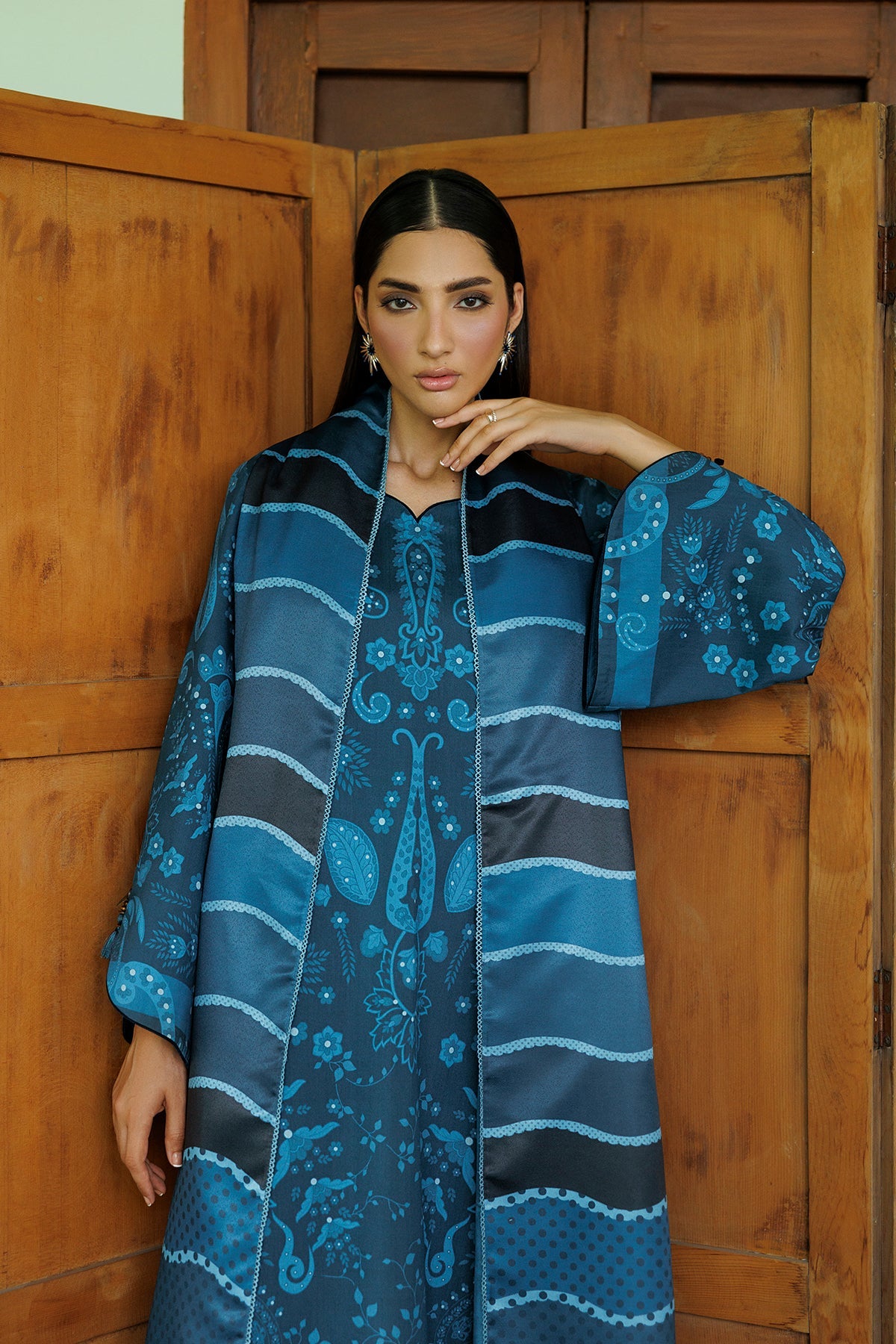 EMBROIDERED PREMIUM VISCOSE UW-0276