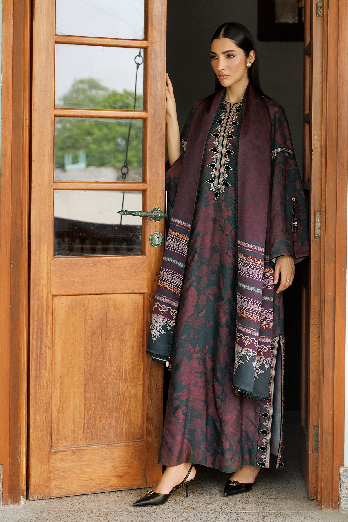 EMBROIDERED PREMIUM VISCOSE RTW-0262
