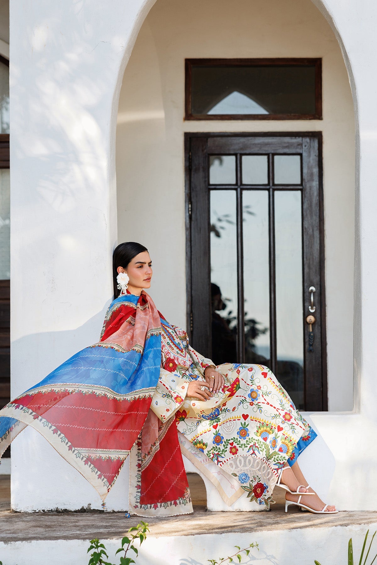 EMBROIDERED LAWN USE-9312