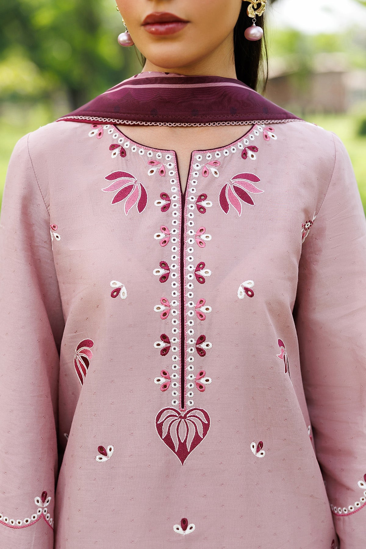 EMBROIDERED LAWN RTW-9348