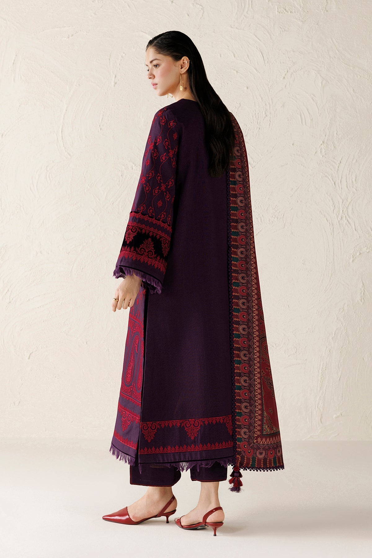EMBROIDERED PREMIUM KHADDAR UW-0293