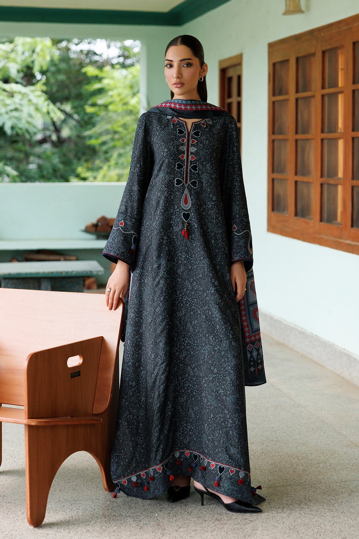 EMBROIDERED PREMIUM VISCOSE UW-0264