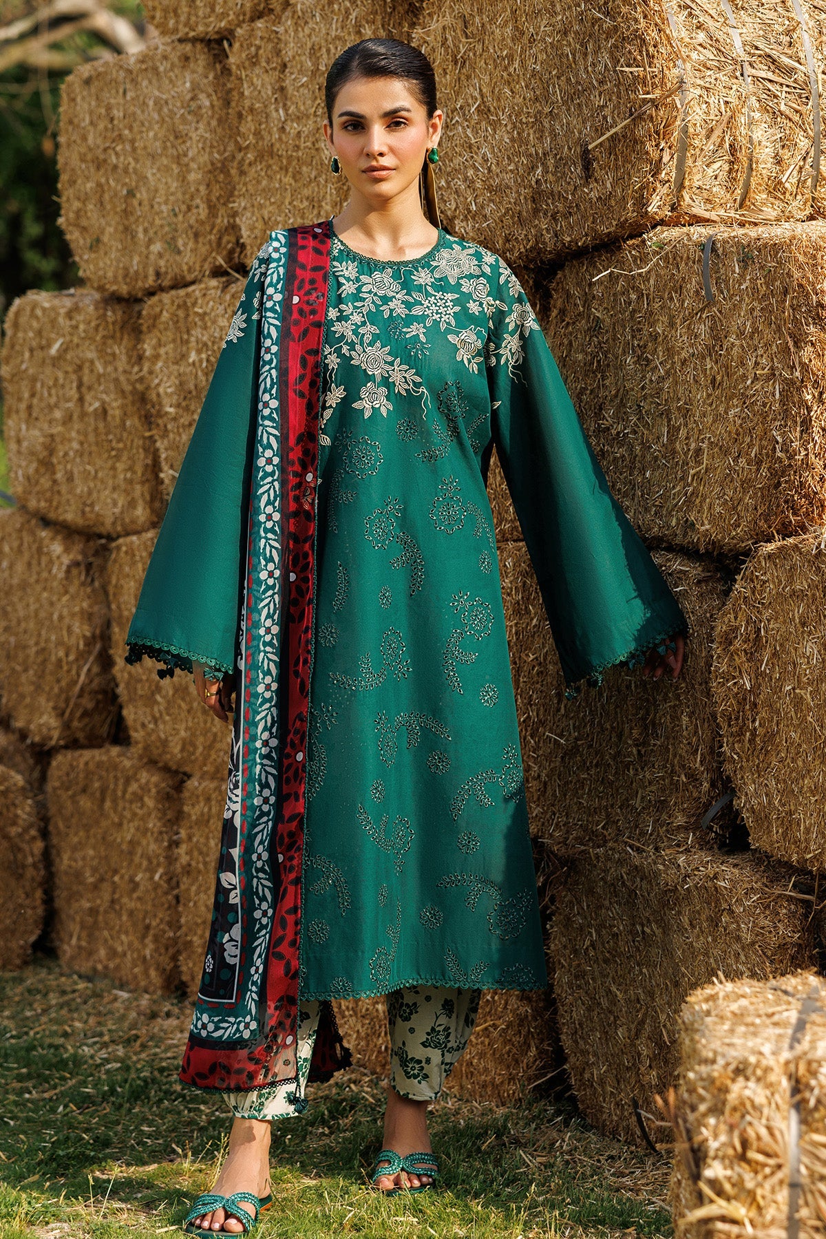 EMBROIDERED LAWN USE-9330