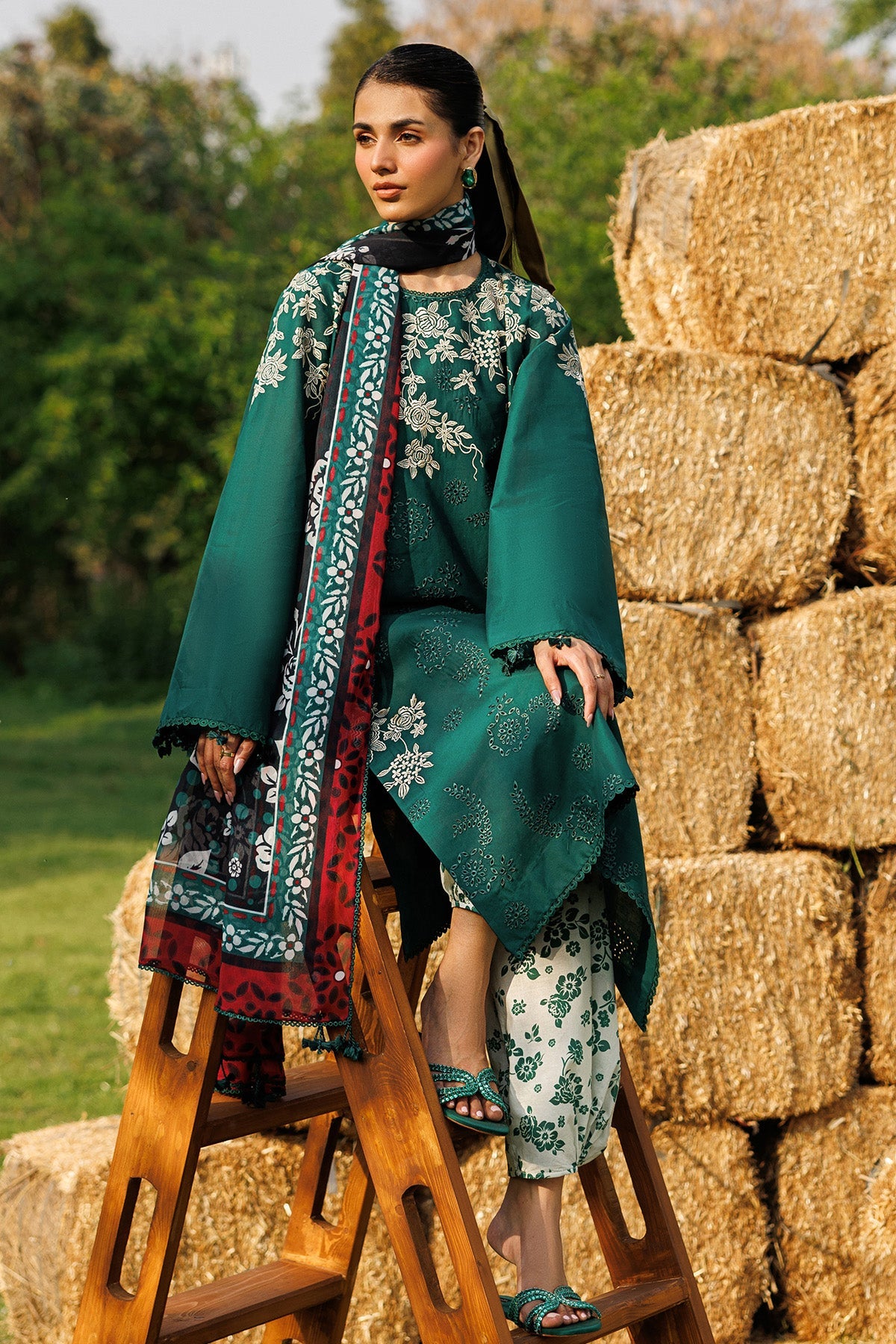EMBROIDERED LAWN RTW-9330