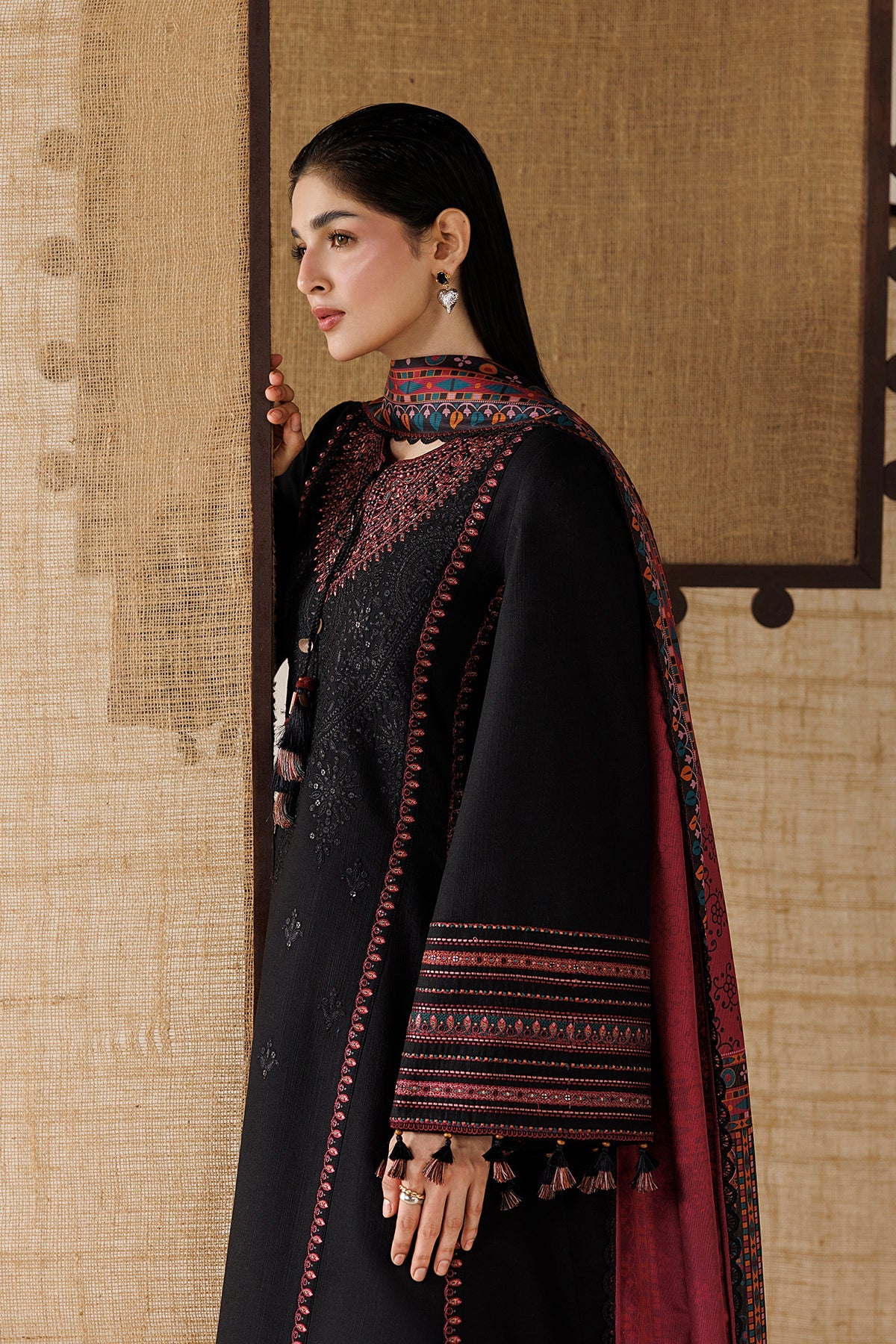 EMBROIDERED PREMIUM KHADDAR RTW-0253