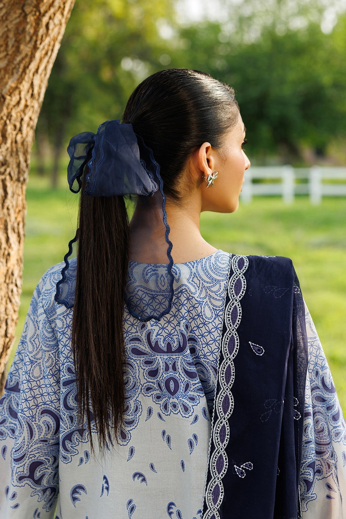 EMBROIDERED LAWN USE-9332