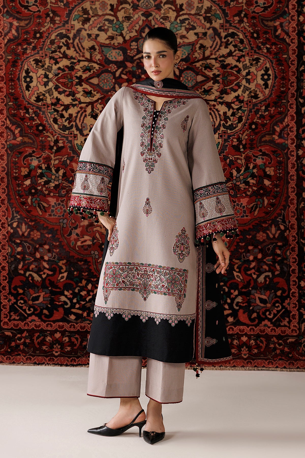 EMBROIDERED PREMIUM KHADDAR UW-0254