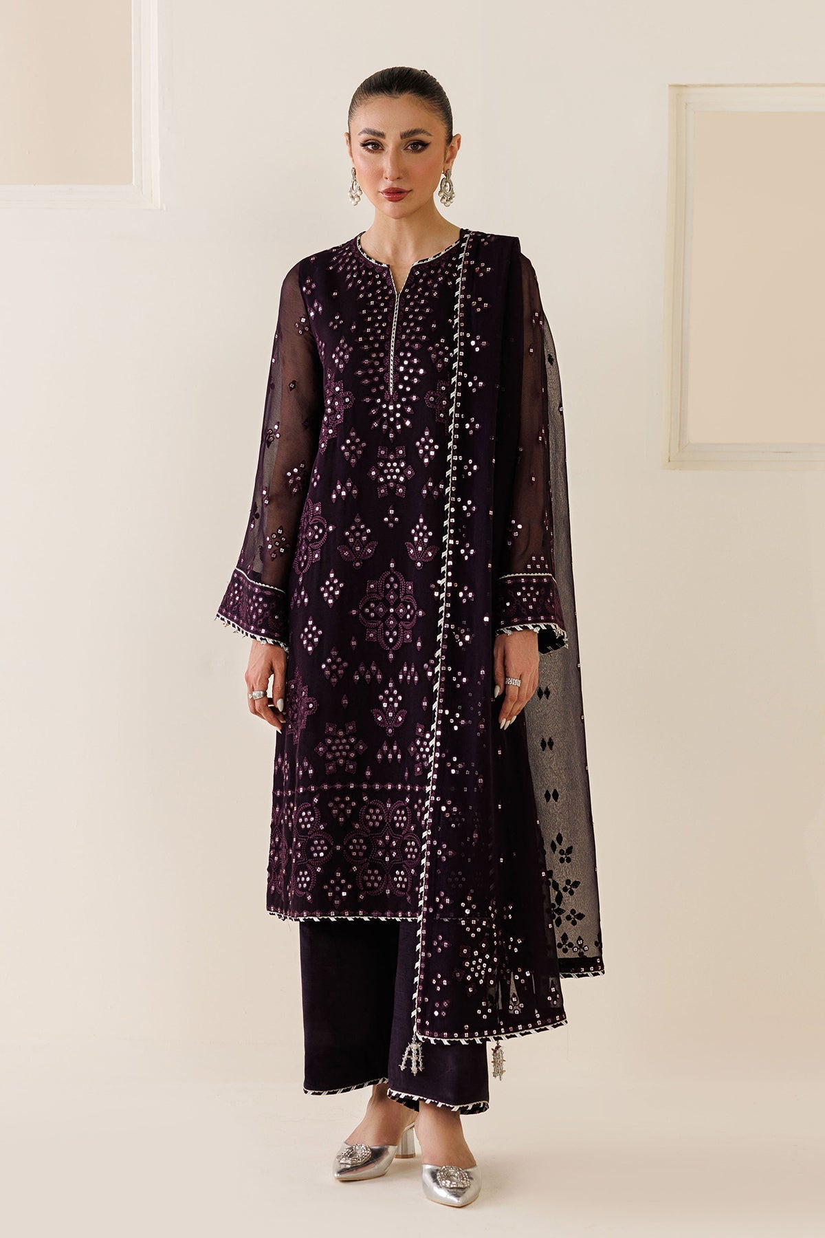 EMBROIDERED CHIFFON UC-3123