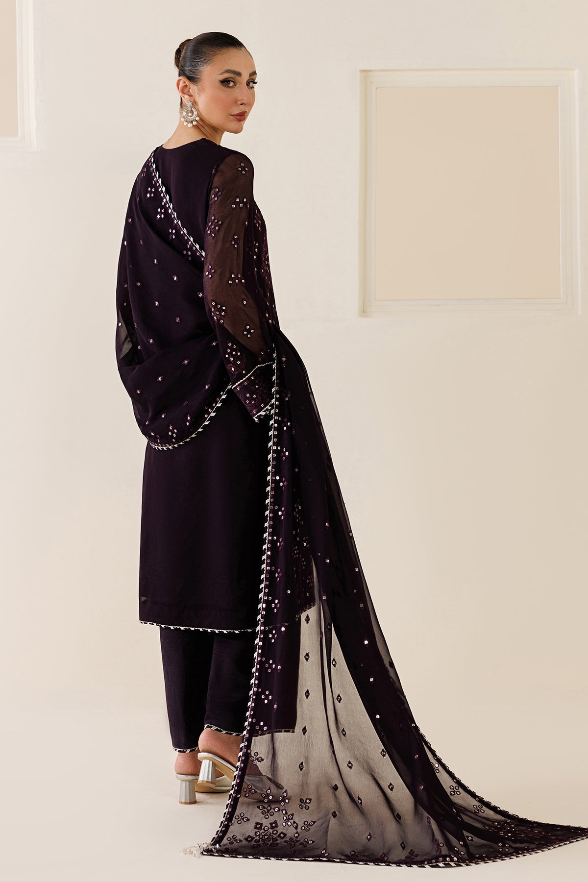 EMBROIDERED CHIFFON UC-3123