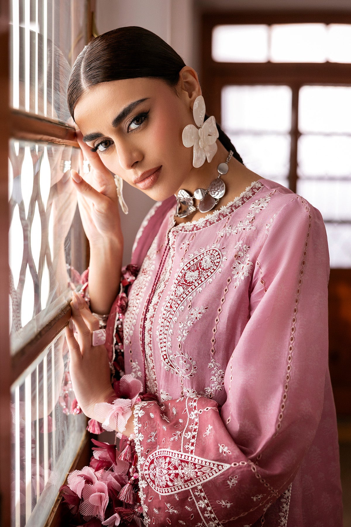 Embroidered Luxury Lawn SL26-D08