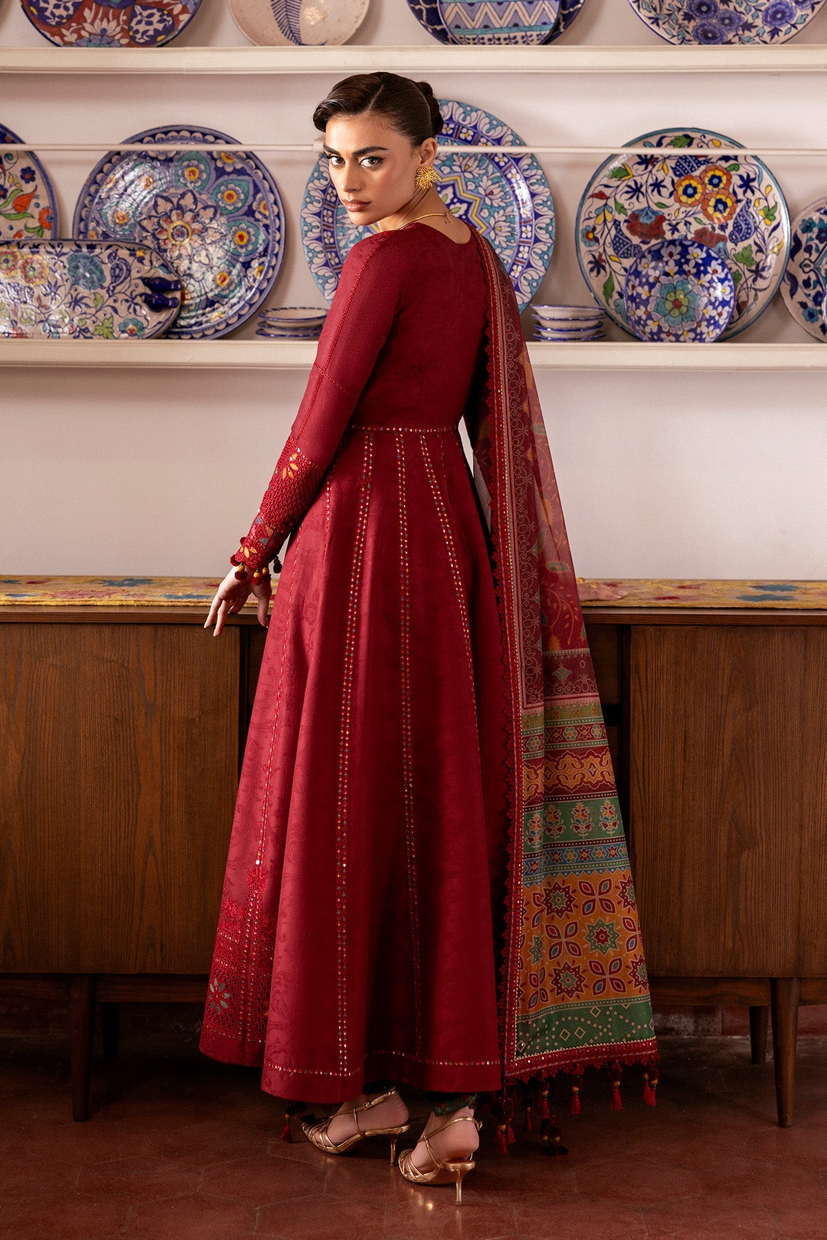 Embroidered Luxury Lawn SL26-D06