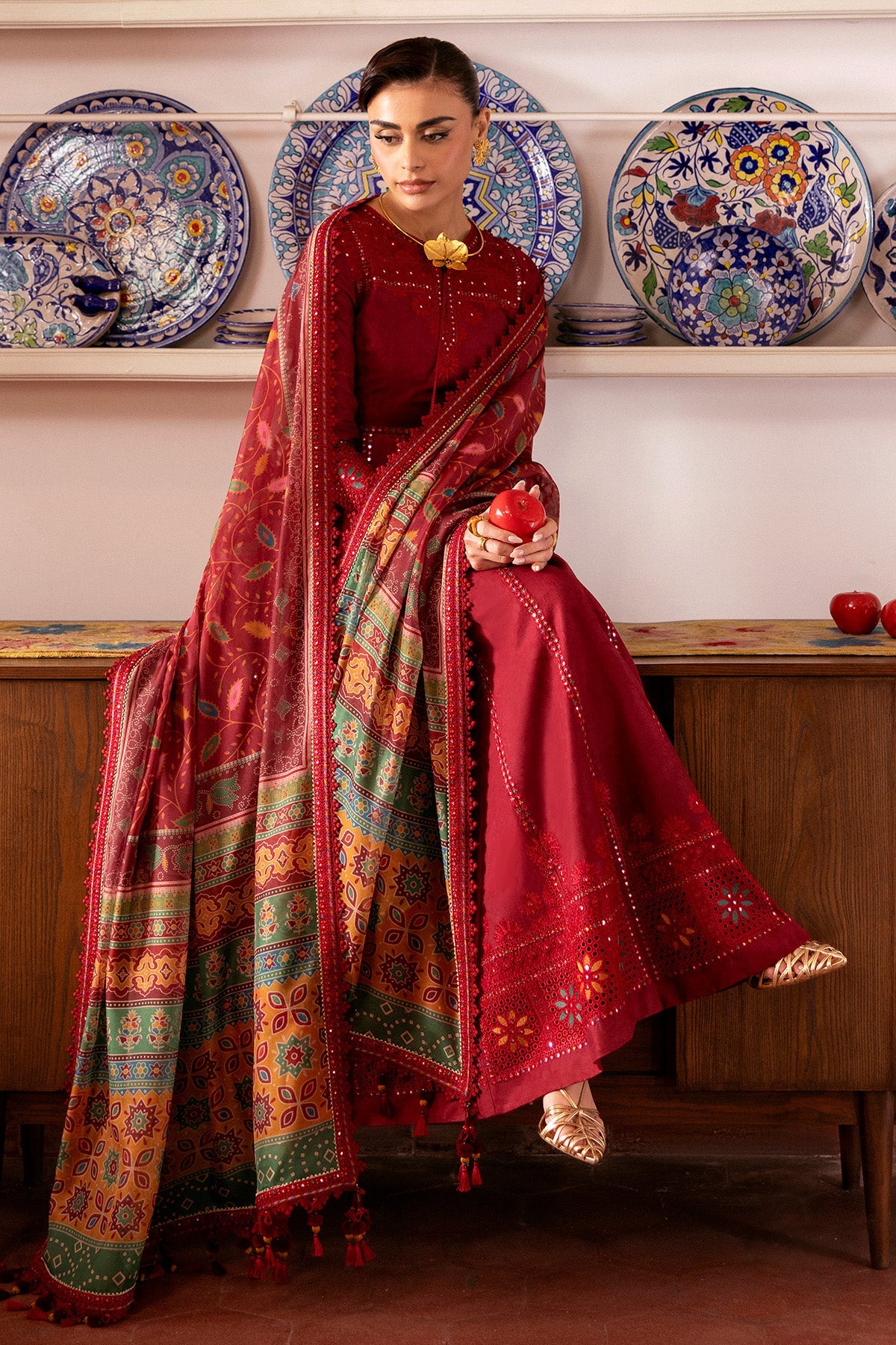 Embroidered Luxury Lawn SL26-D06