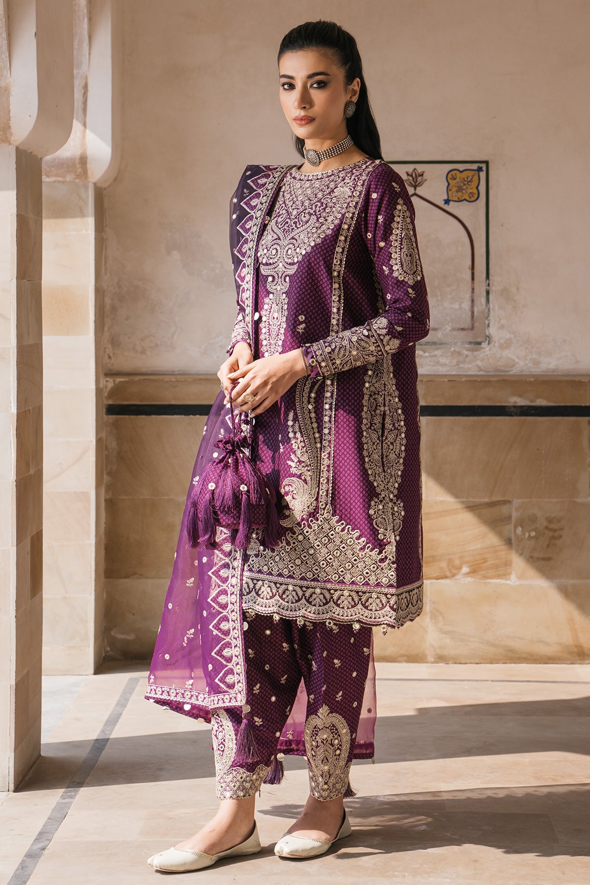 Embroidered Luxury Lawn SL24-D6