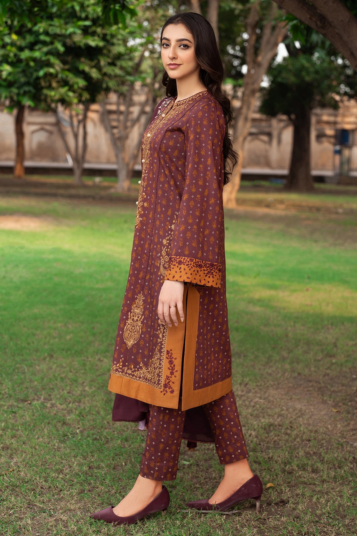 EMBROIDERED PREMIUM VISCOSE UW-0242