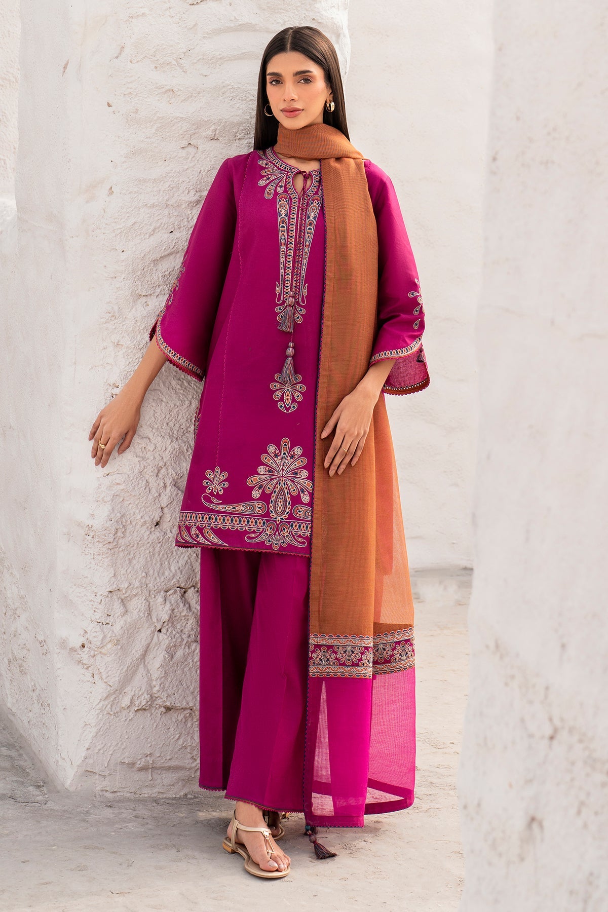 EMBROIDERED LAWN USE-9114