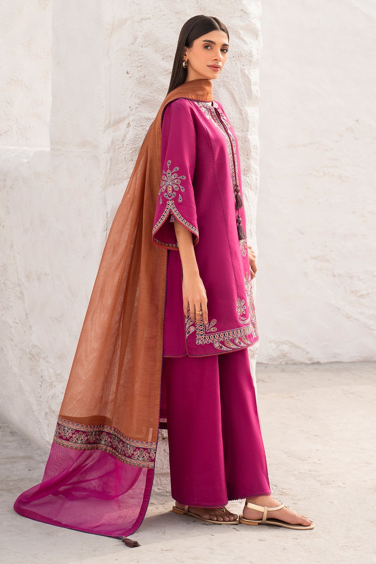 EMBROIDERED LAWN USE-9114