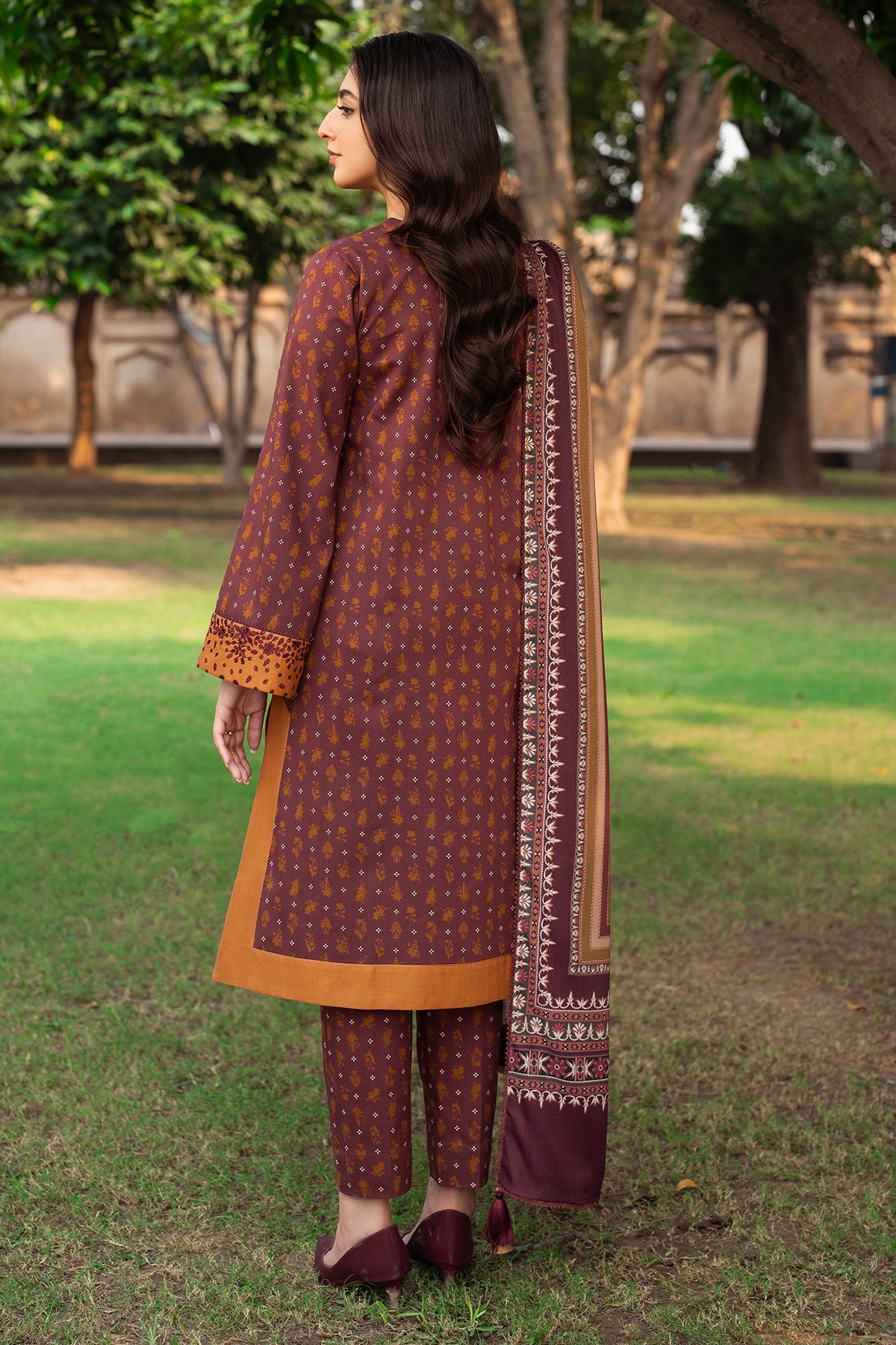 EMBROIDERED PREMIUM VISCOSE UW-0242