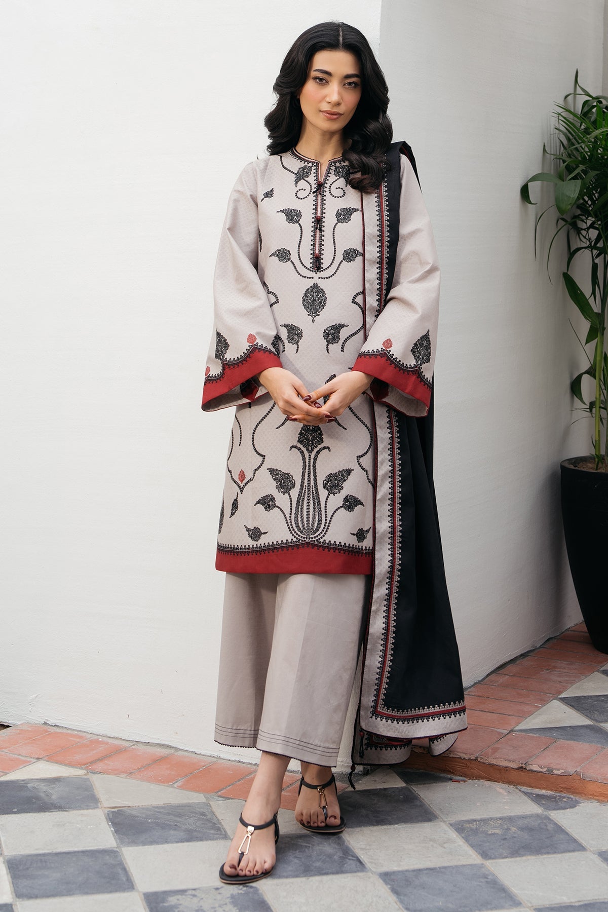 EMBROIDERED DOBBY LAWN USE-9178