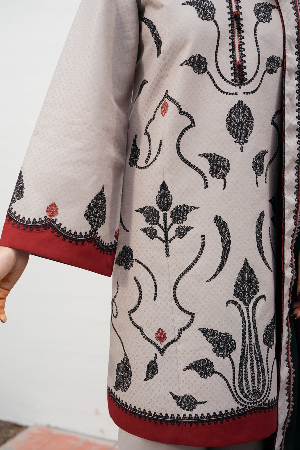 EMBROIDERED DOBBY LAWN USE-9178