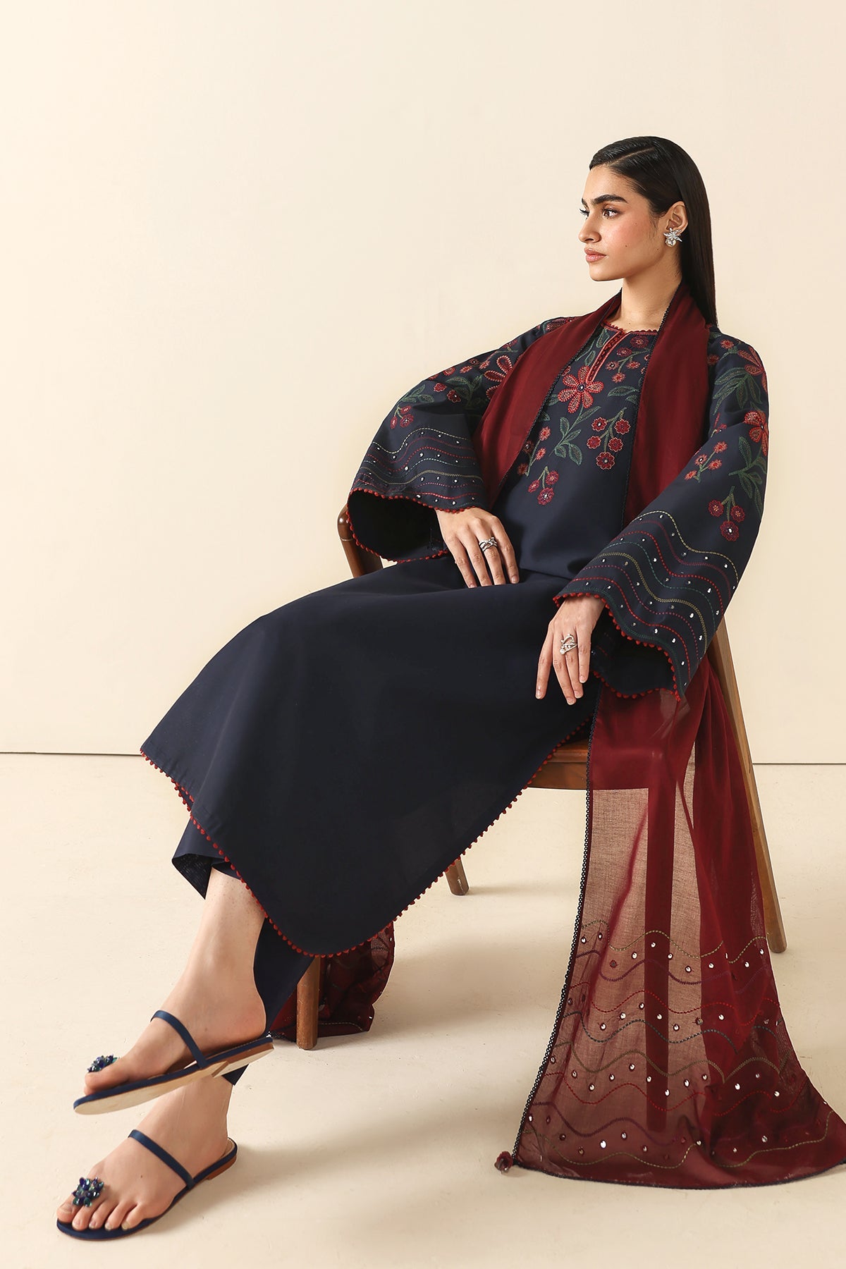 EMBROIDERED LAWN USE-9341