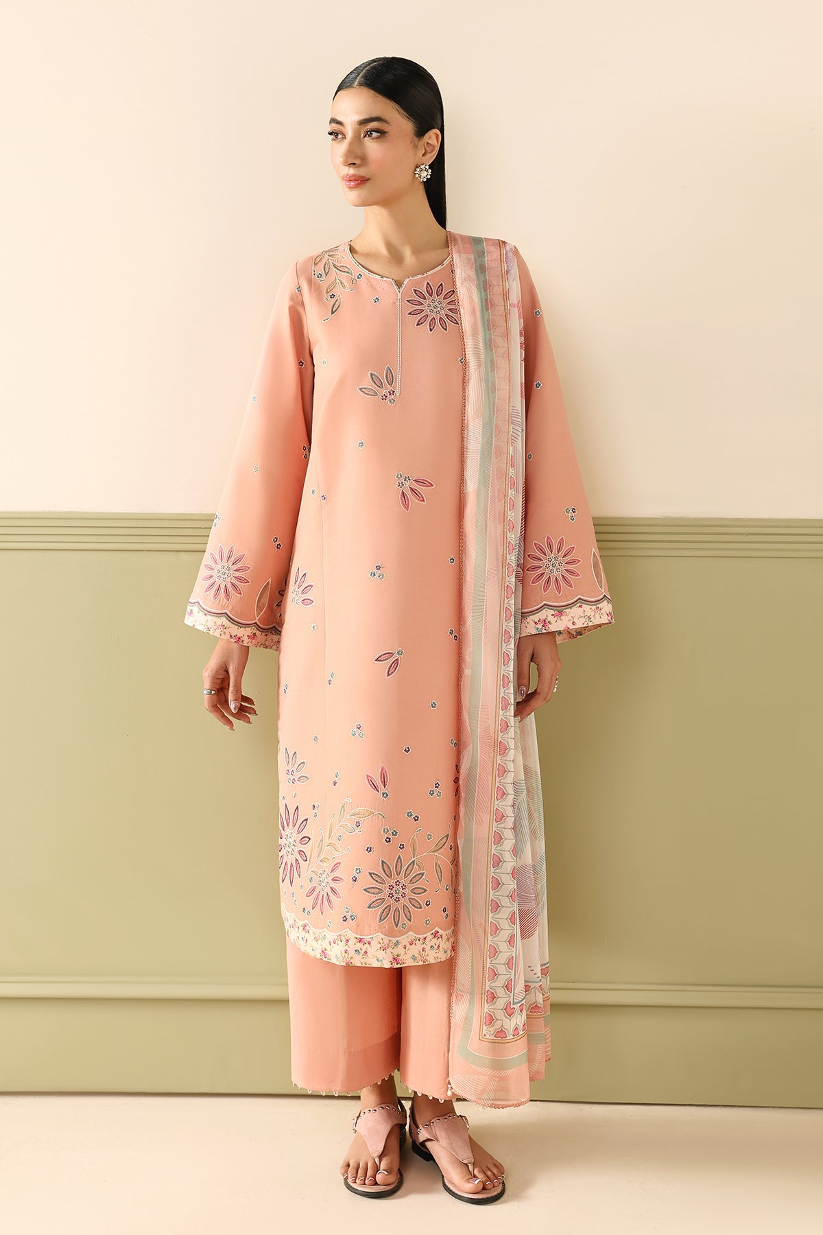 EMBROIDERED LAWN USE-9274