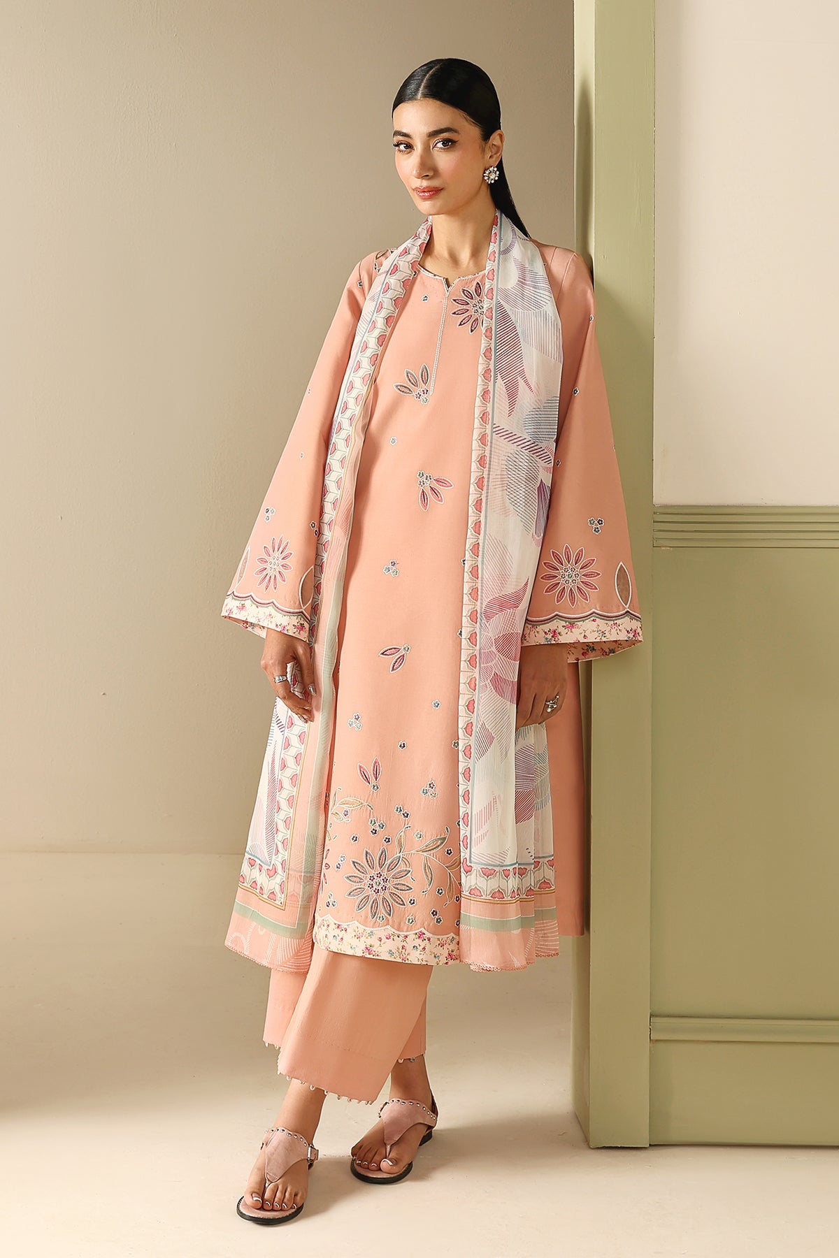EMBROIDERED LAWN USE-9274