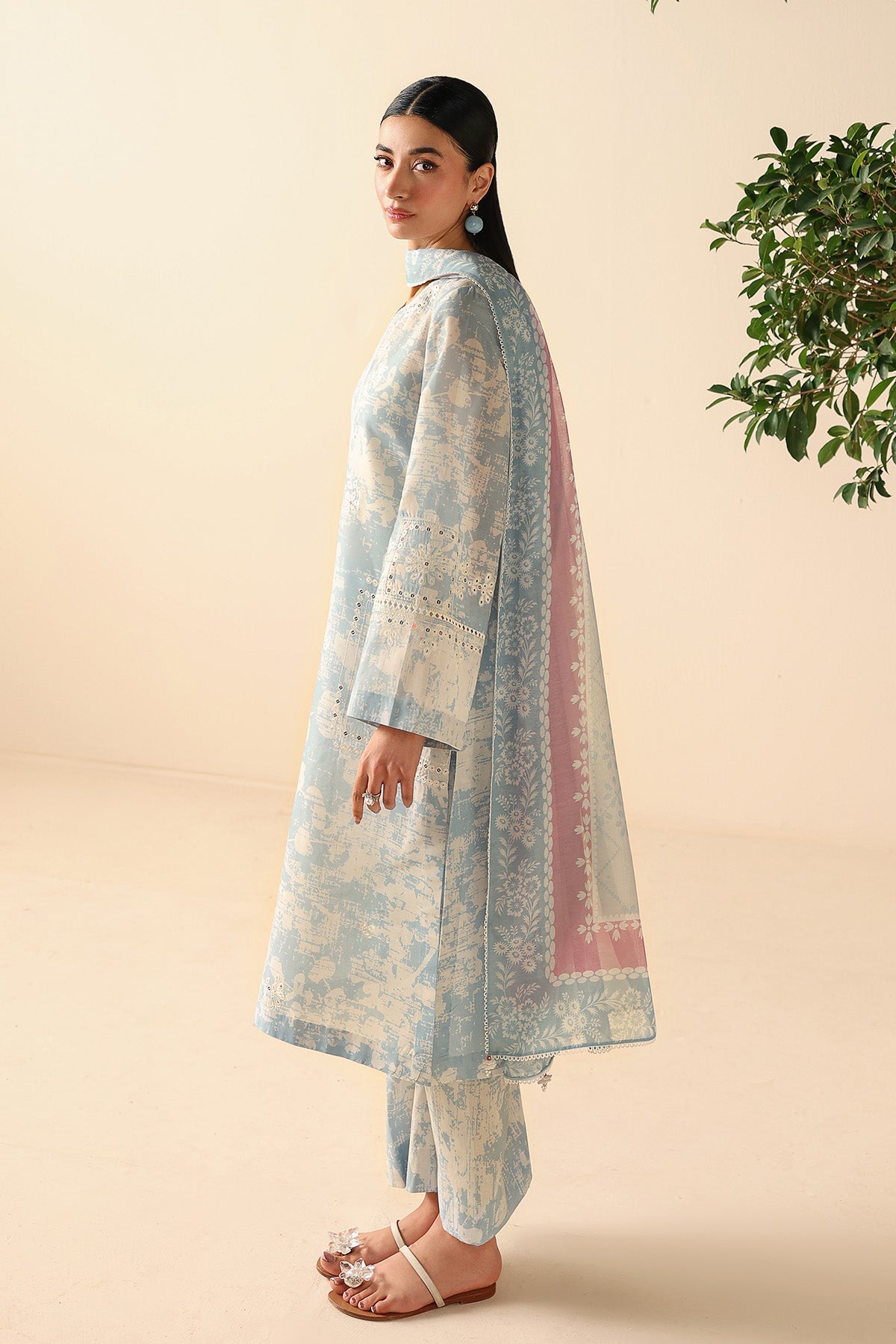 EMBROIDERED LAWN USE-9328