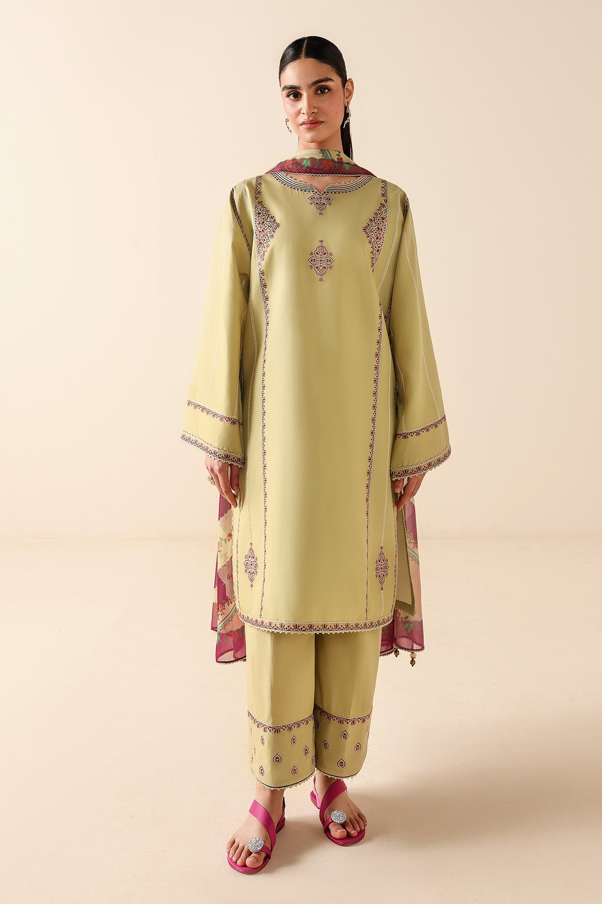 EMBROIDERED LAWN USE-9339