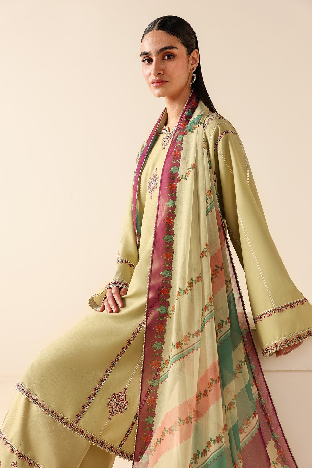 EMBROIDERED LAWN USE-9339