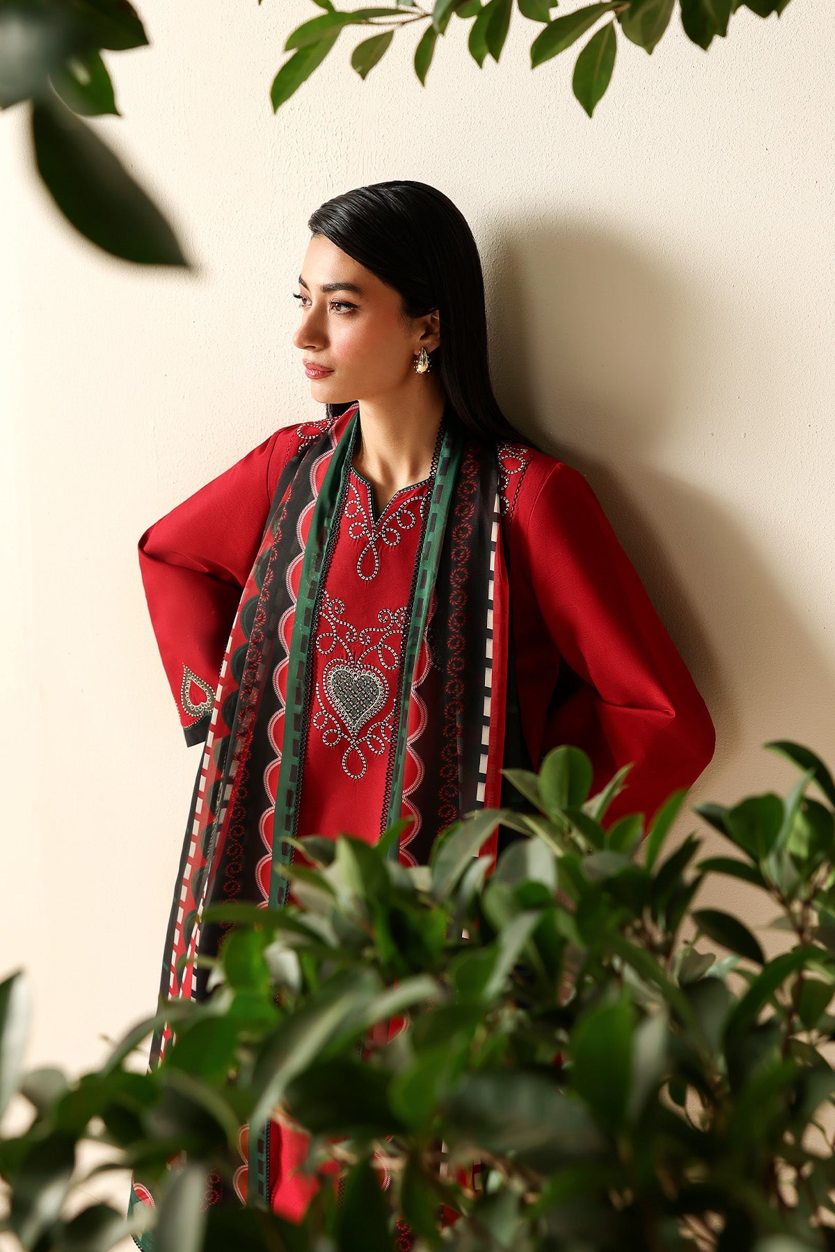 EMBROIDERED LAWN USE-9279