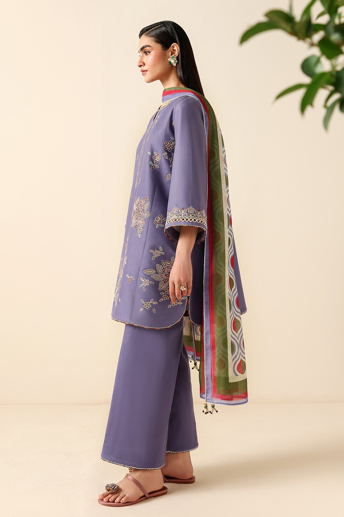EMBROIDERED LAWN USE-9336