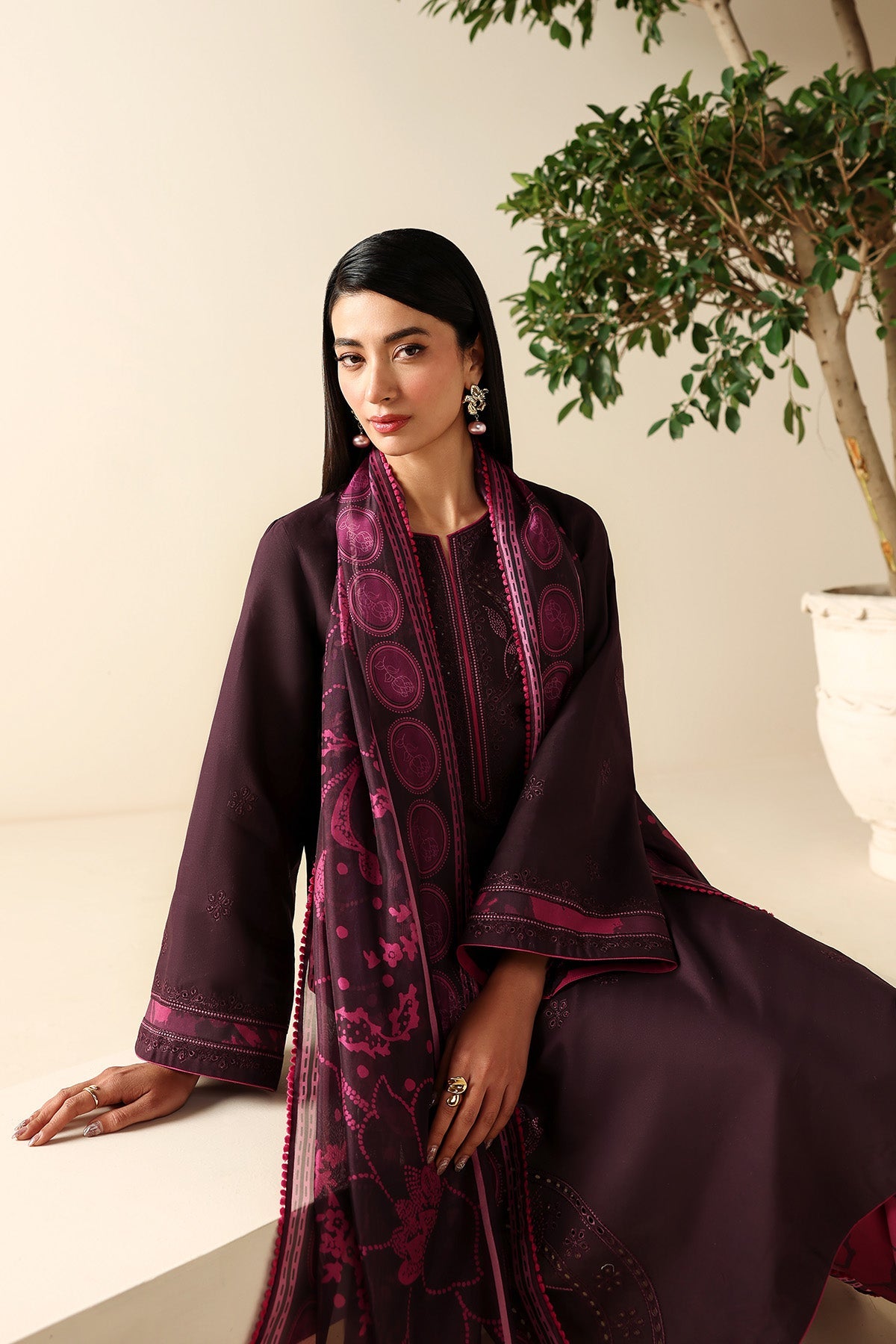 EMBROIDERED LAWN USE-9338